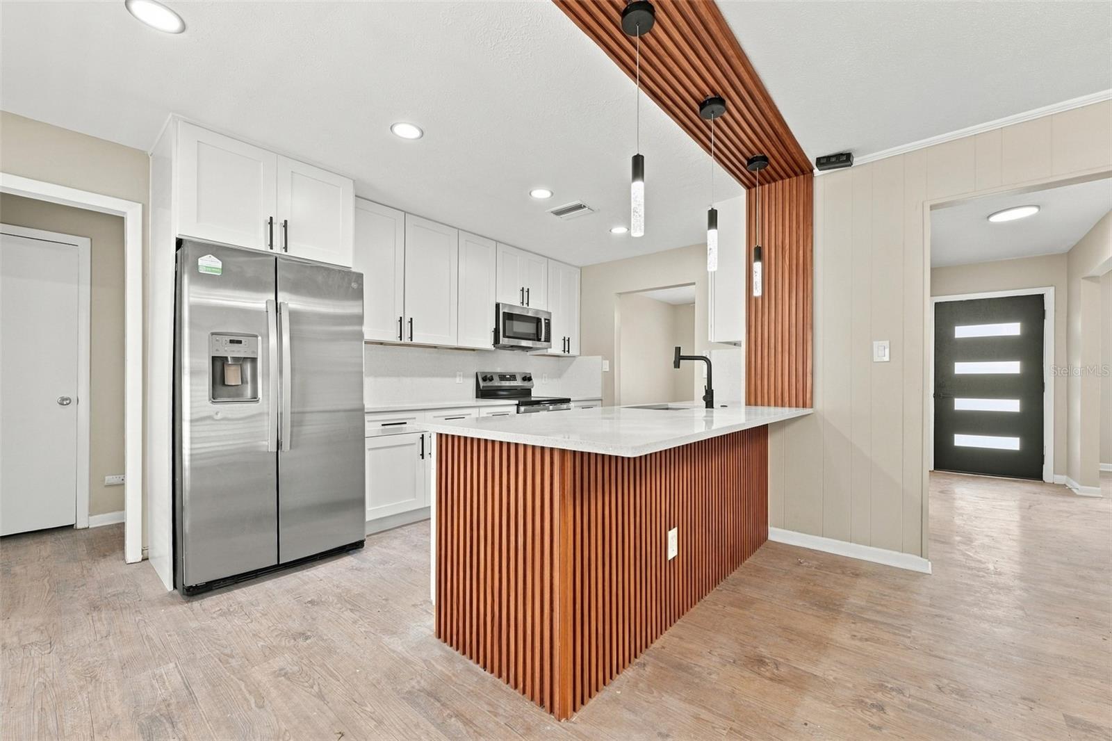509 CLEMONS RD — photo 7