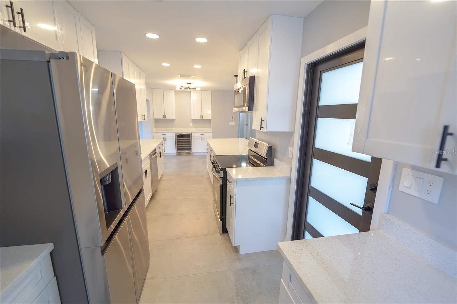 5812 LIVERPOOL DR — photo 27