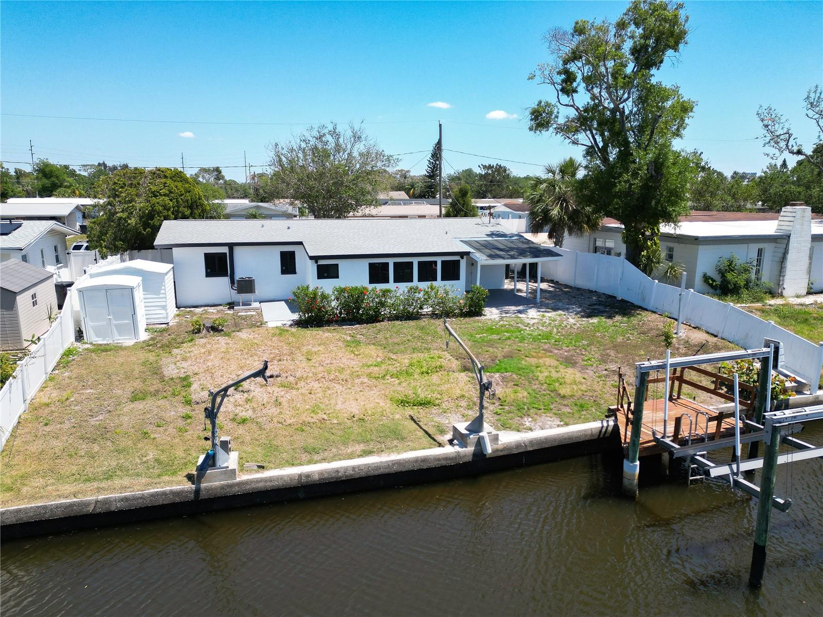 5812 LIVERPOOL DR — photo 17