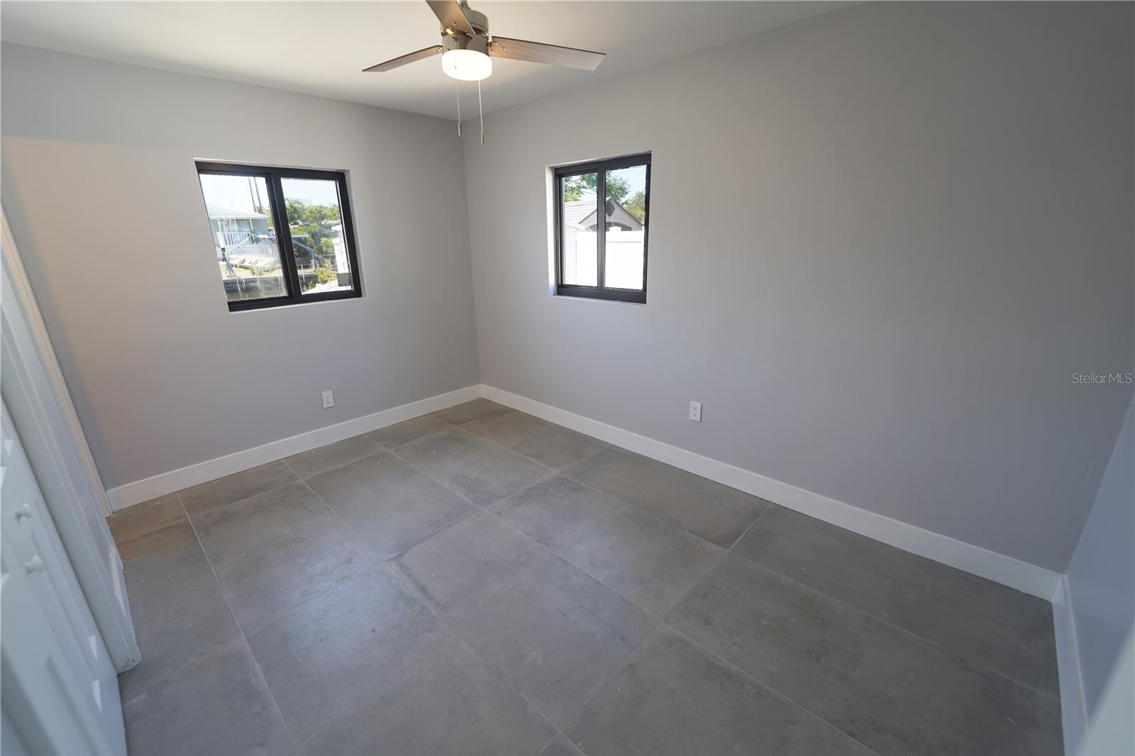 5812 LIVERPOOL DR — photo 43