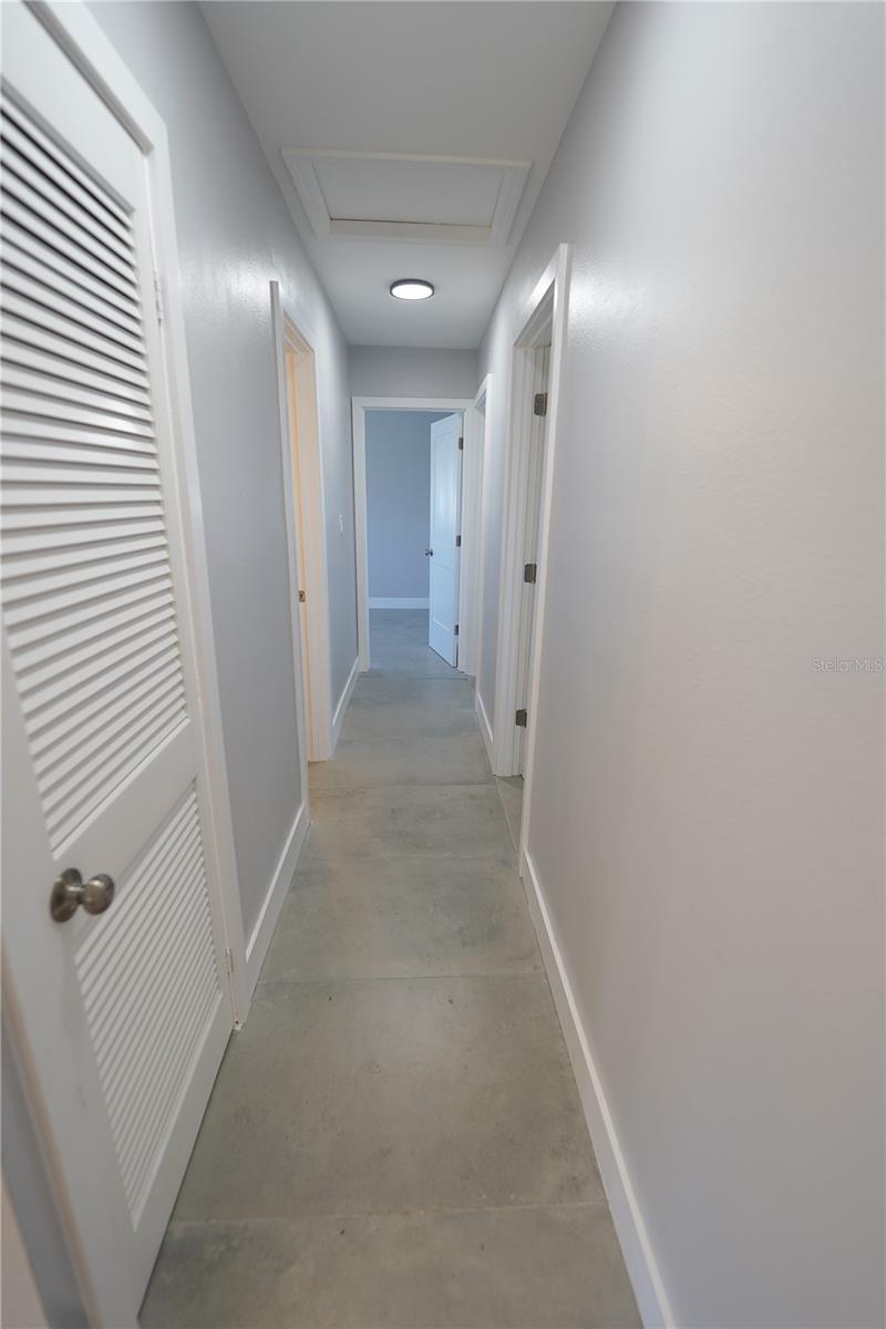 5812 LIVERPOOL DR — photo 37