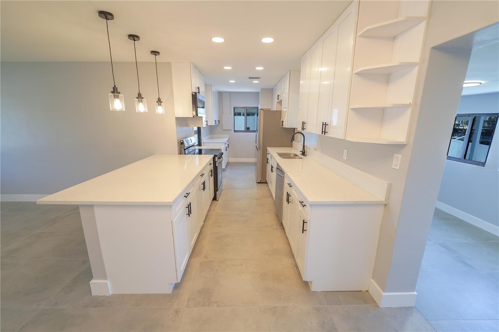 5812 LIVERPOOL DR — photo 22