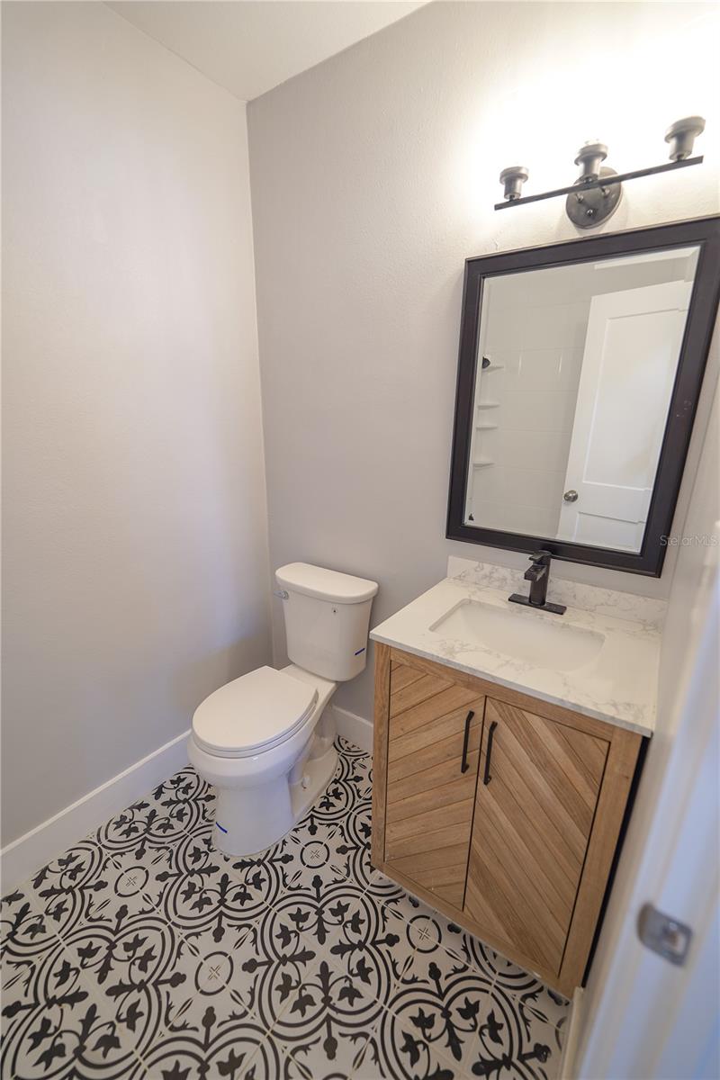 5812 LIVERPOOL DR — photo 39