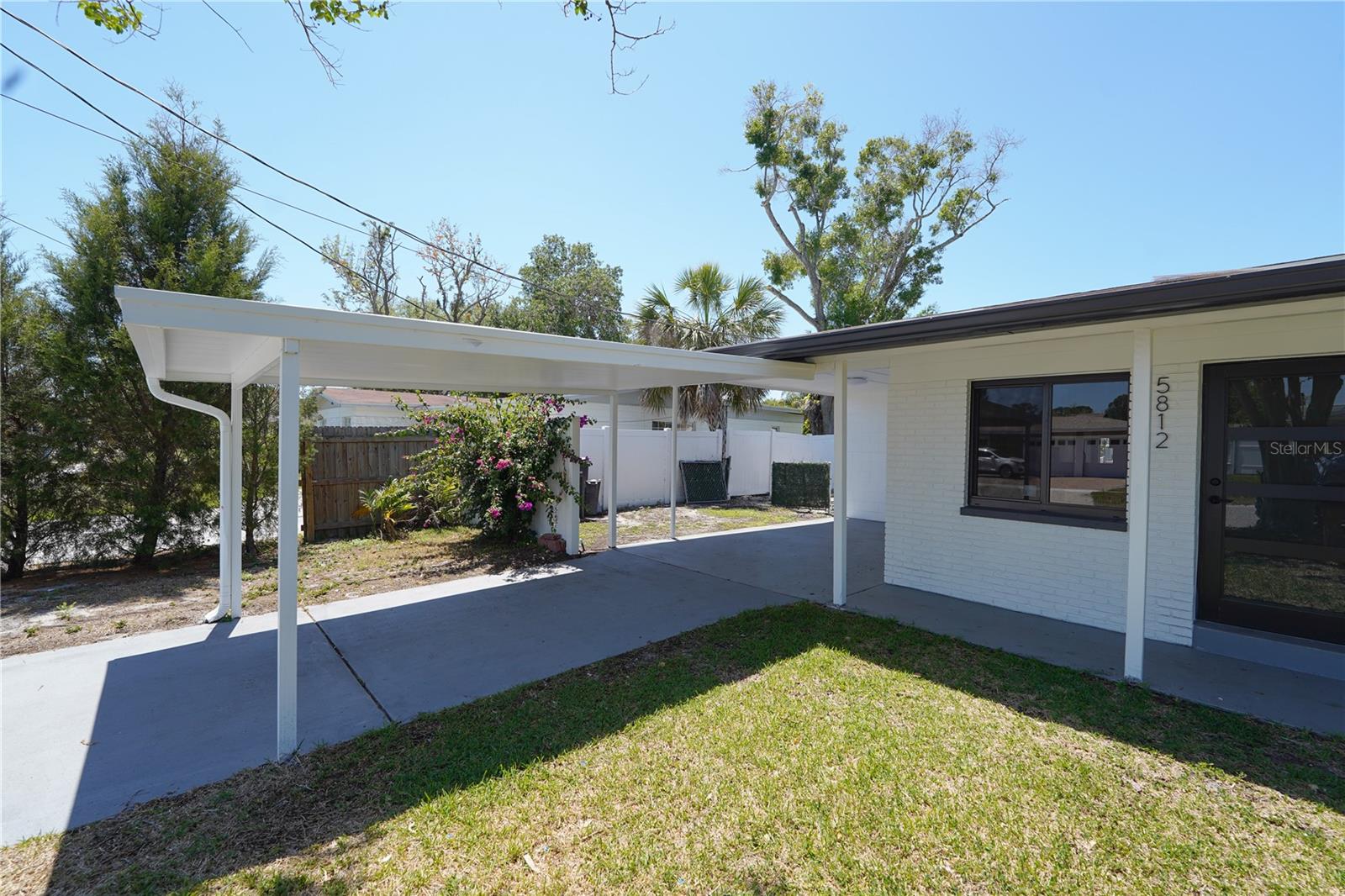5812 LIVERPOOL DR — photo 15