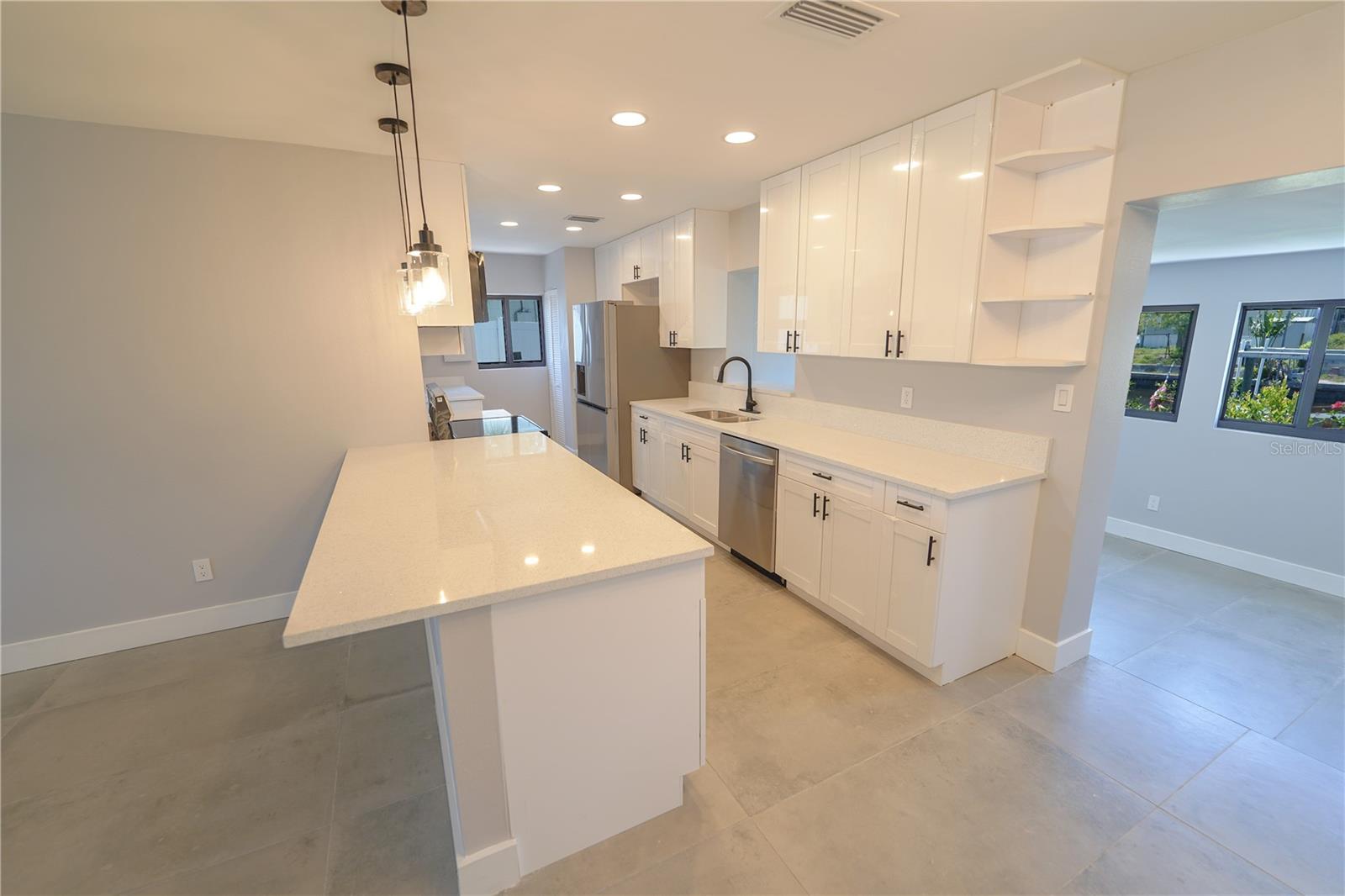 5812 LIVERPOOL DR — photo 21