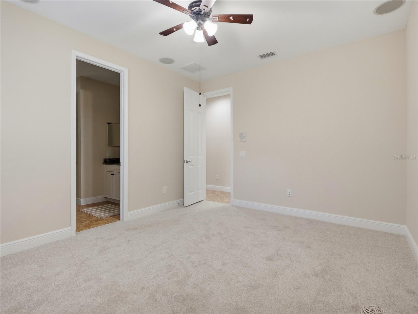 20010 RYMAN PL — photo 40