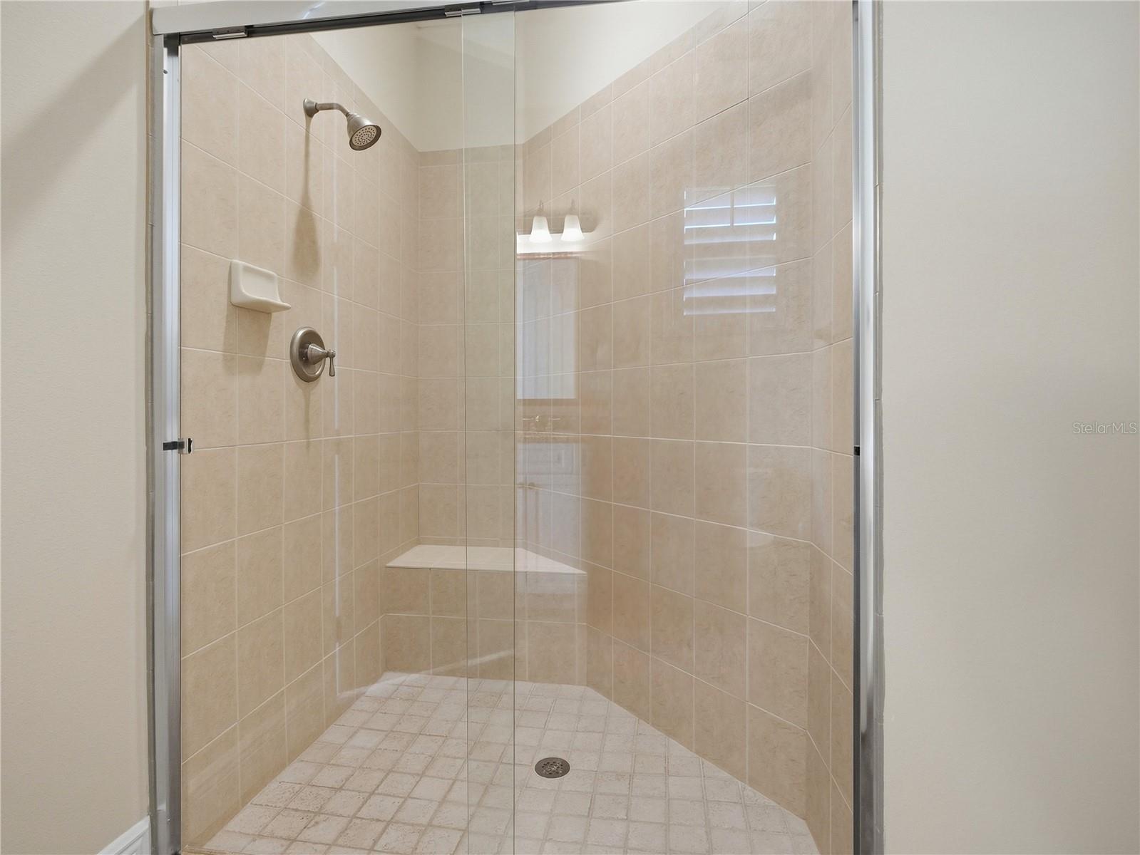 20010 RYMAN PL — photo 42