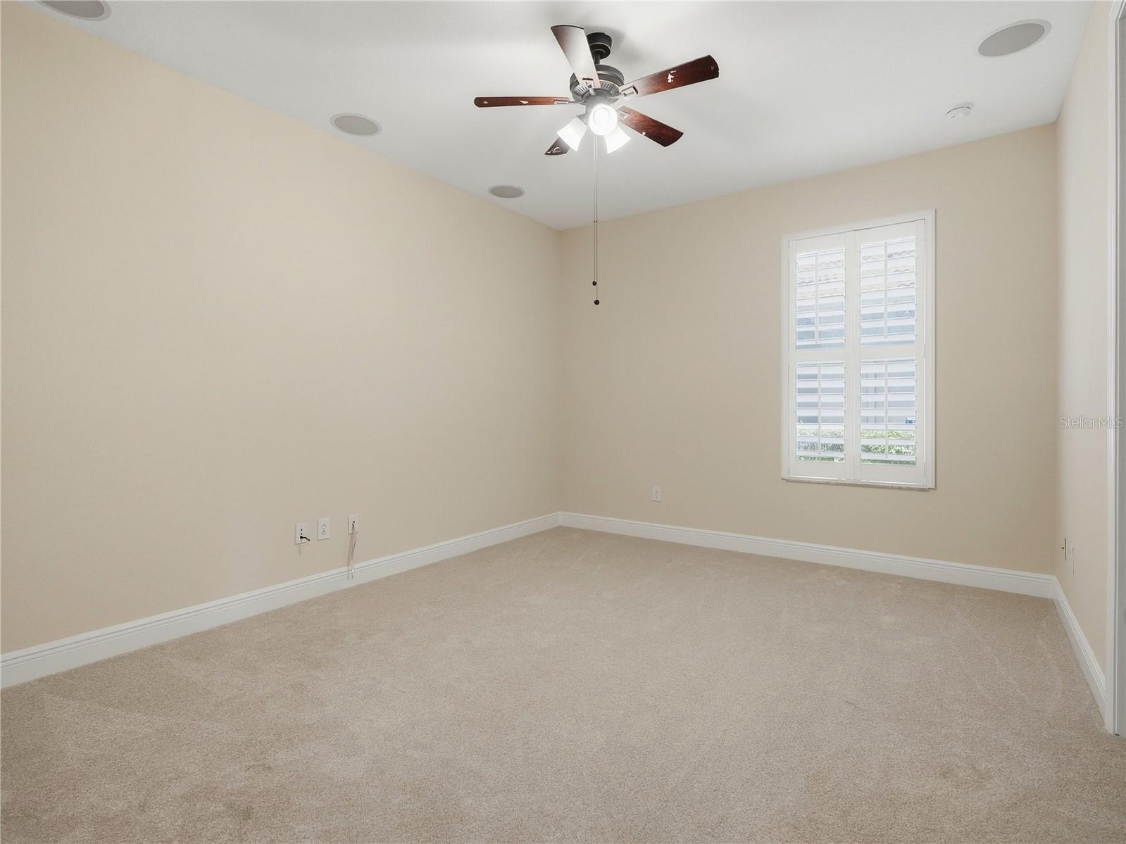 20010 RYMAN PL — photo 38