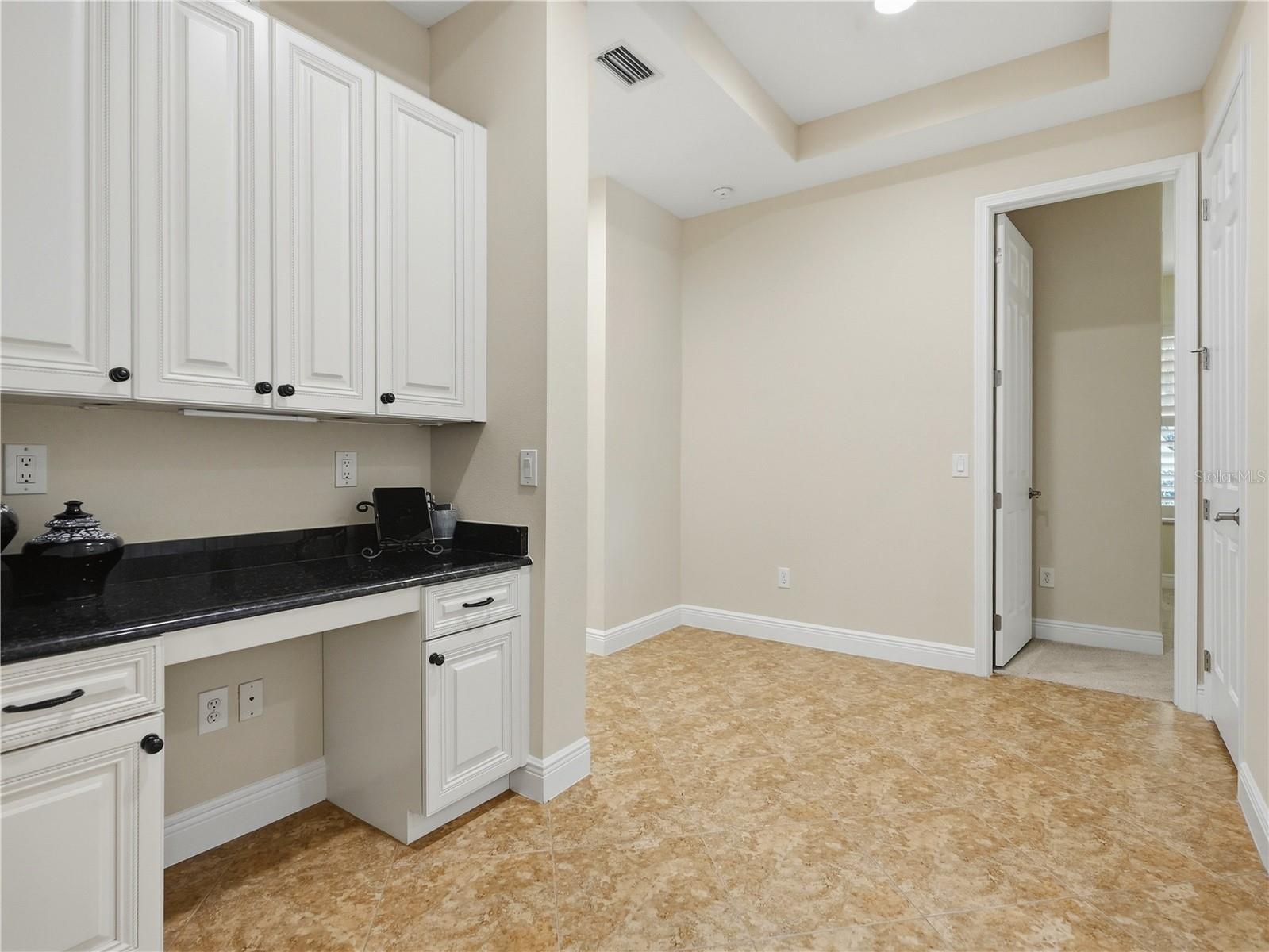 20010 RYMAN PL — photo 50