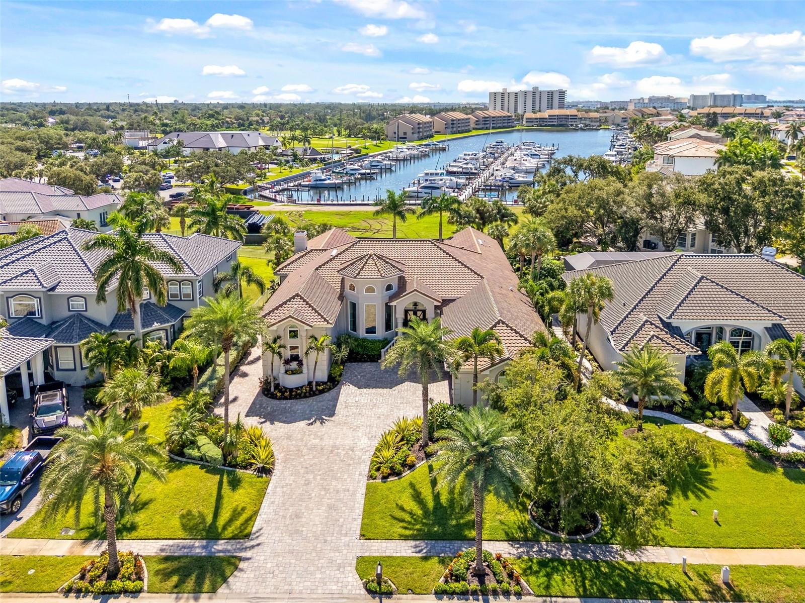 6320 PASADENA POINT BLVD — photo 66