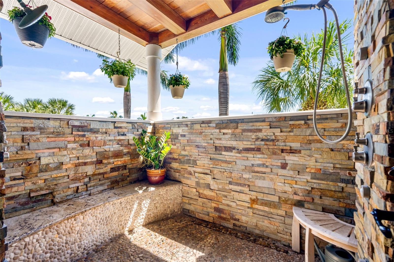 6320 PASADENA POINT BLVD — photo 37