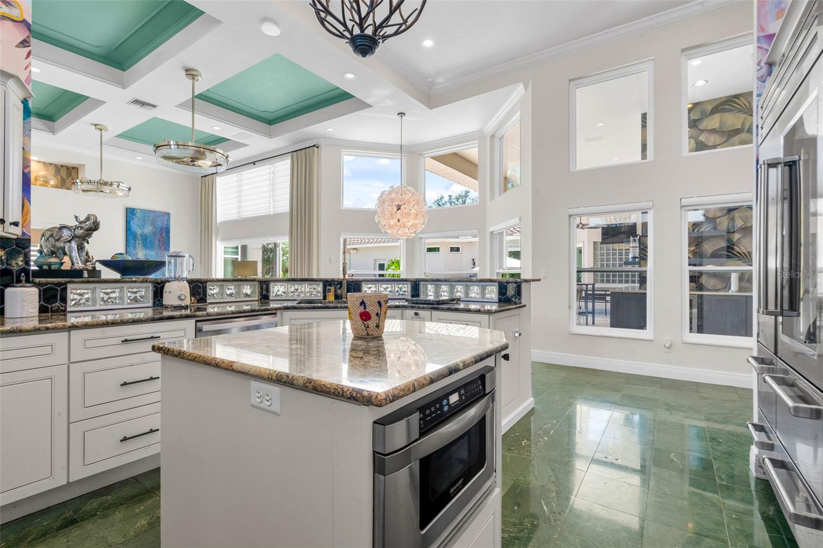 6320 PASADENA POINT BLVD — photo 23