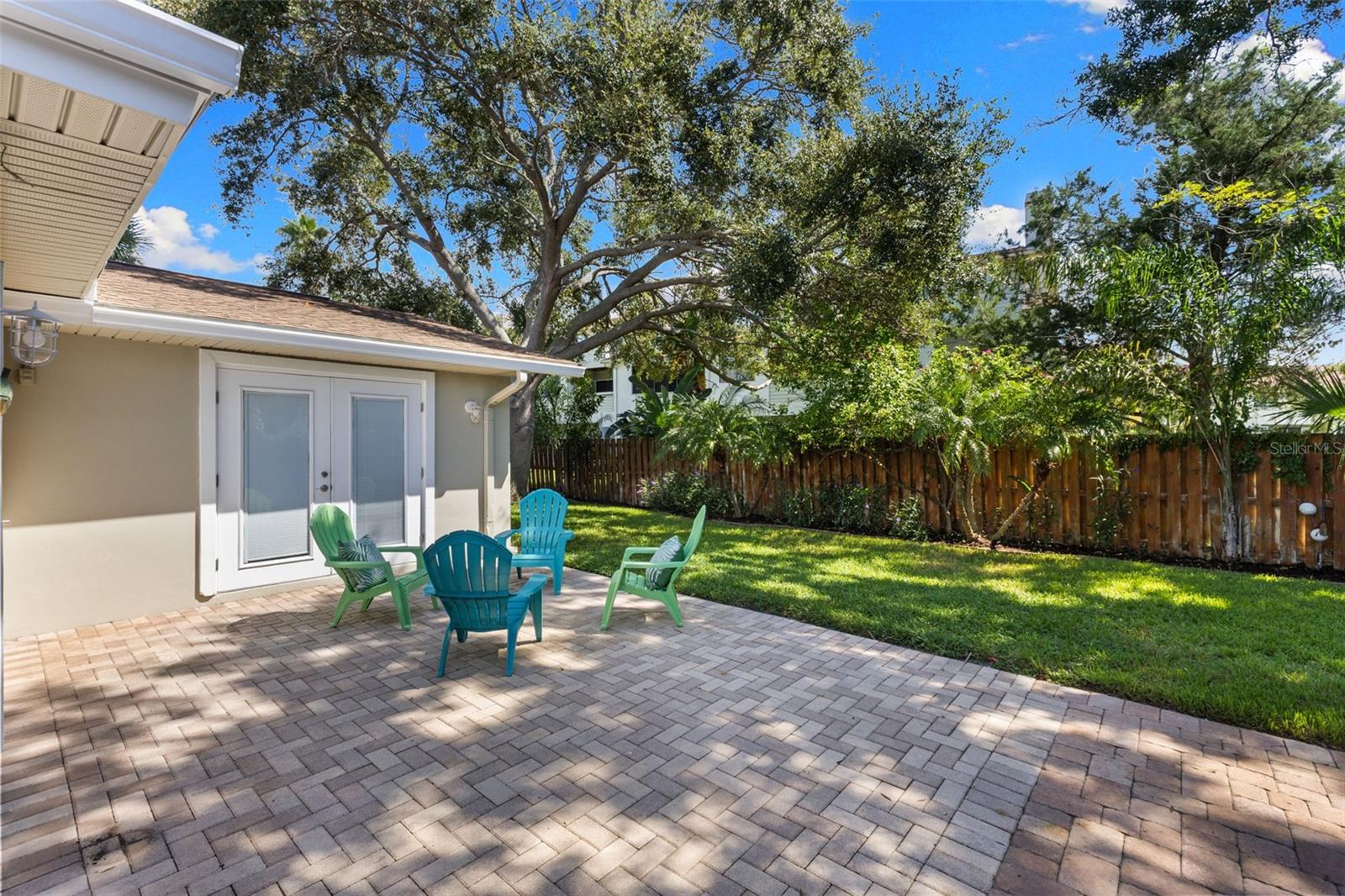 2287 CAROLYN DR — photo 28