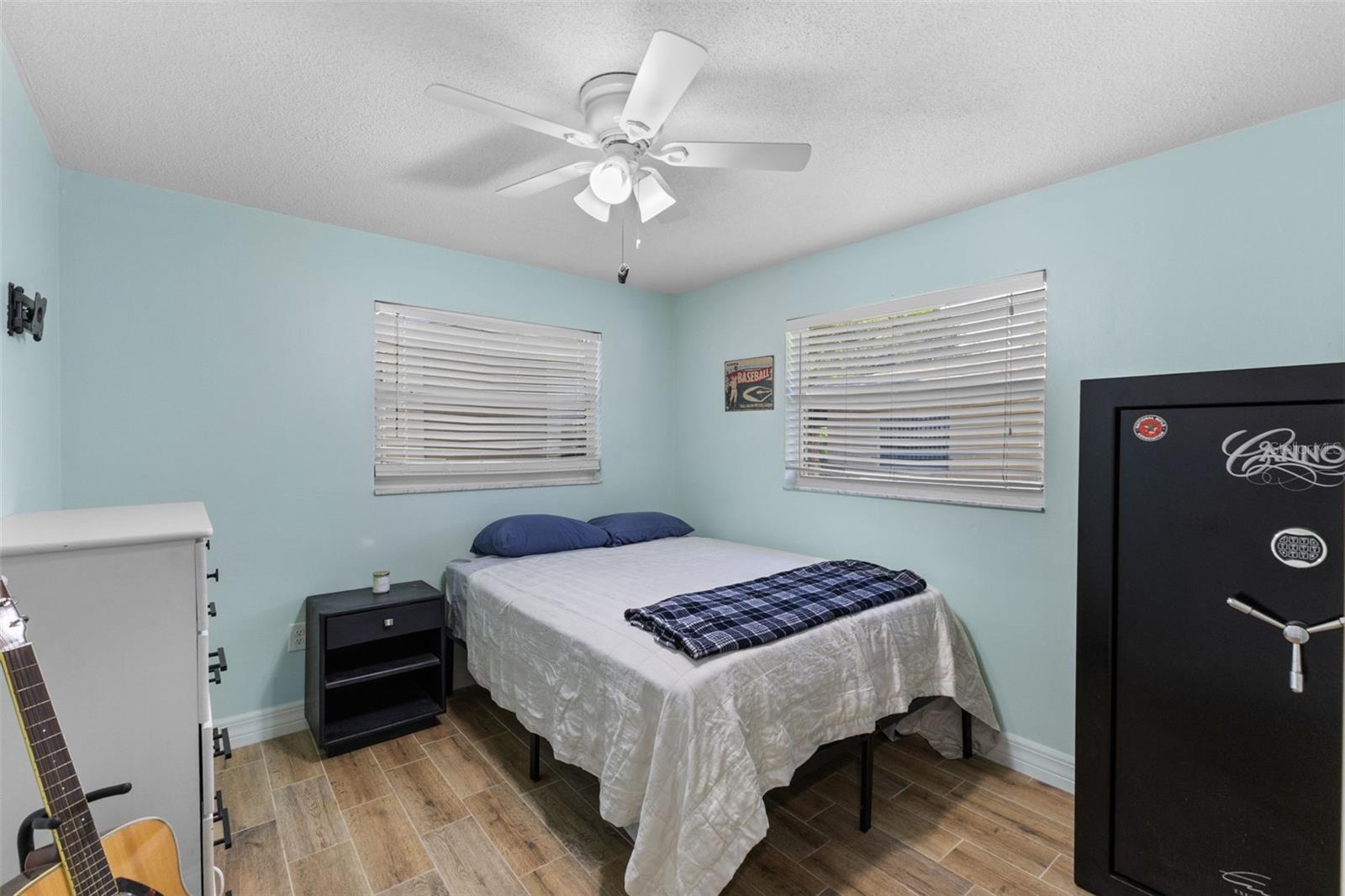 2287 CAROLYN DR — photo 19