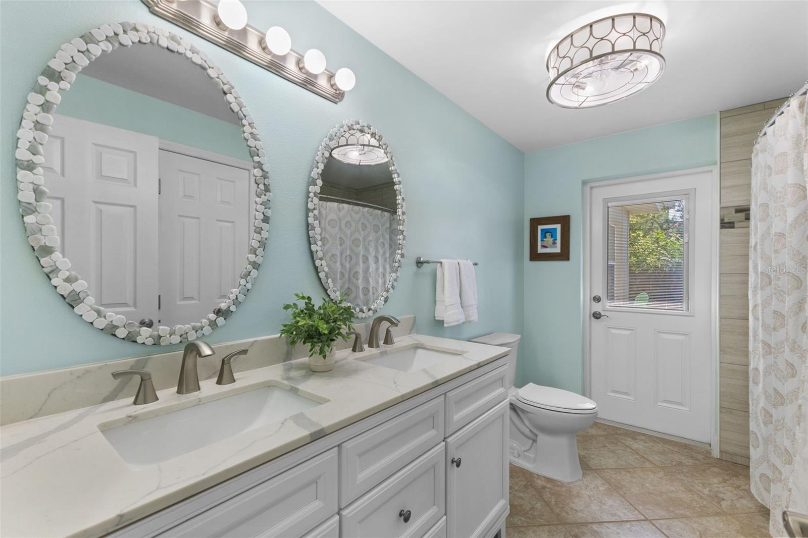 2287 CAROLYN DR — photo 20