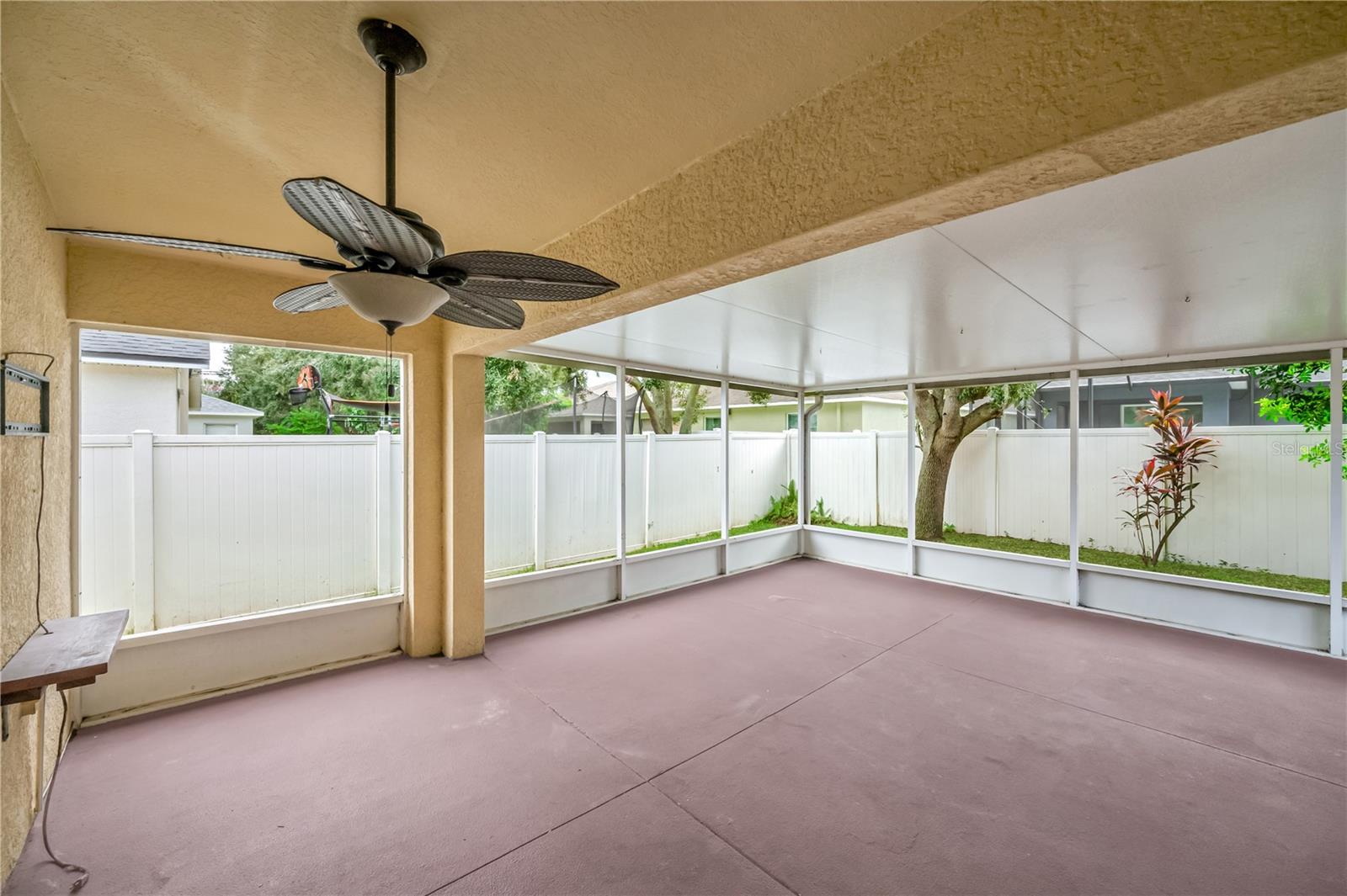 13935 CHALK HILL PL — photo 22