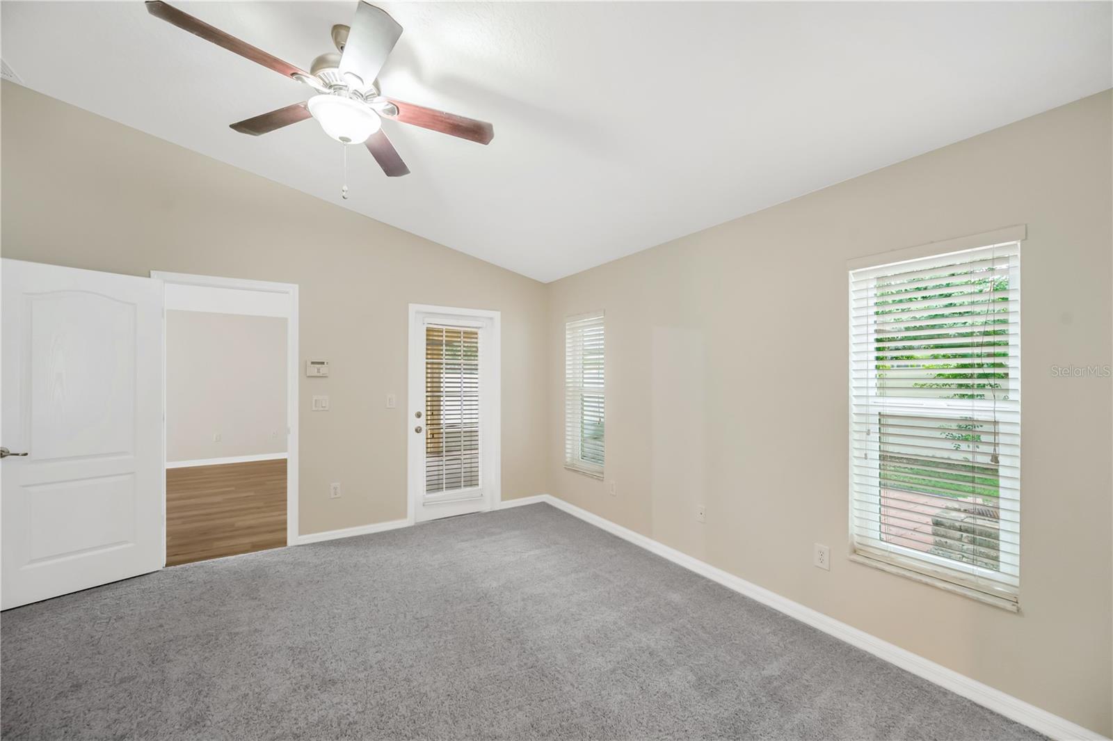 13935 CHALK HILL PL — photo 17