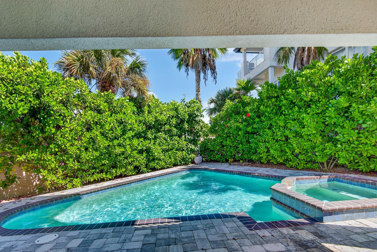 6900 BOCHI CIR — photo 31