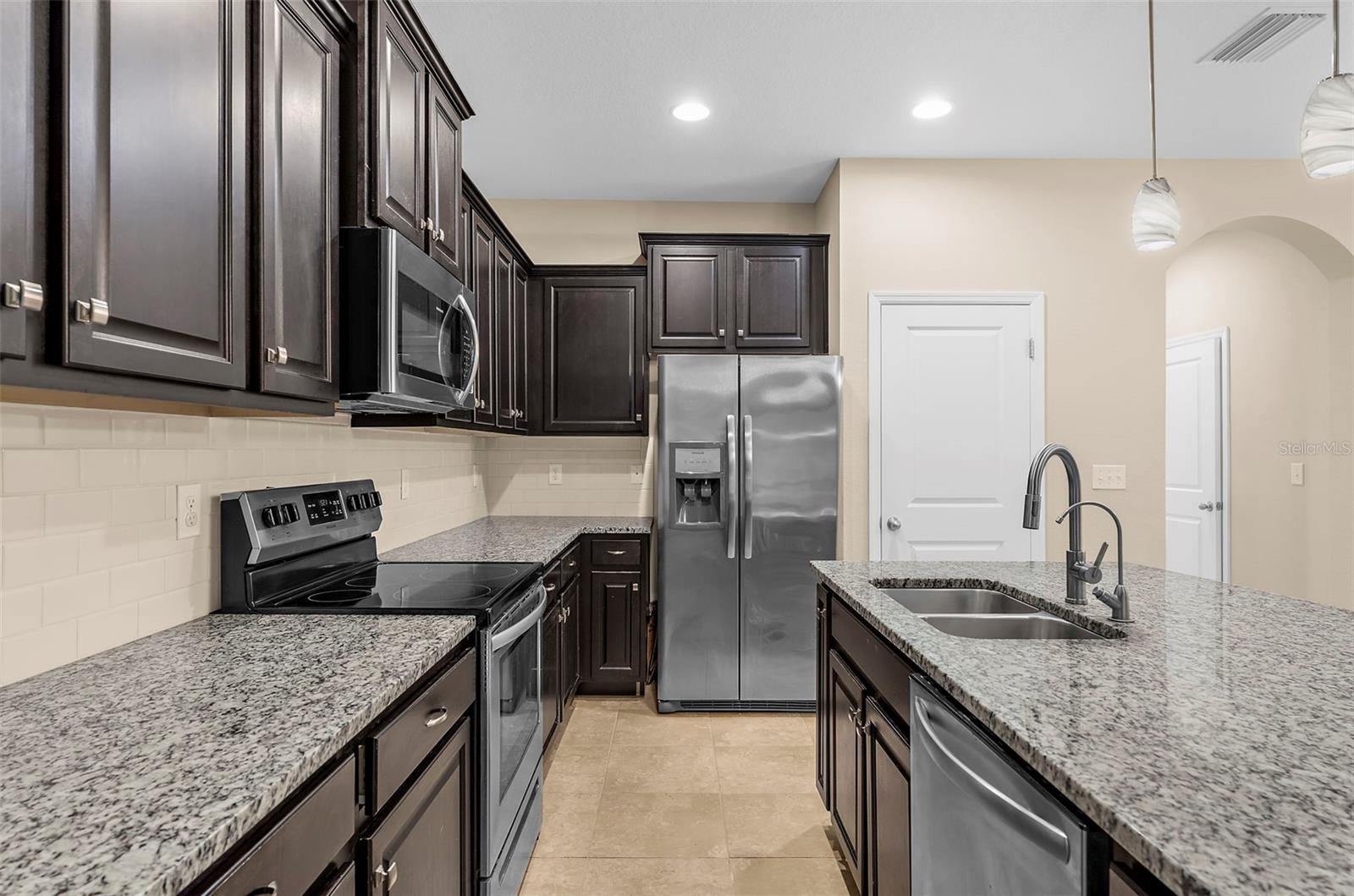 2399 MIDNIGHT PEARL DR — photo 21
