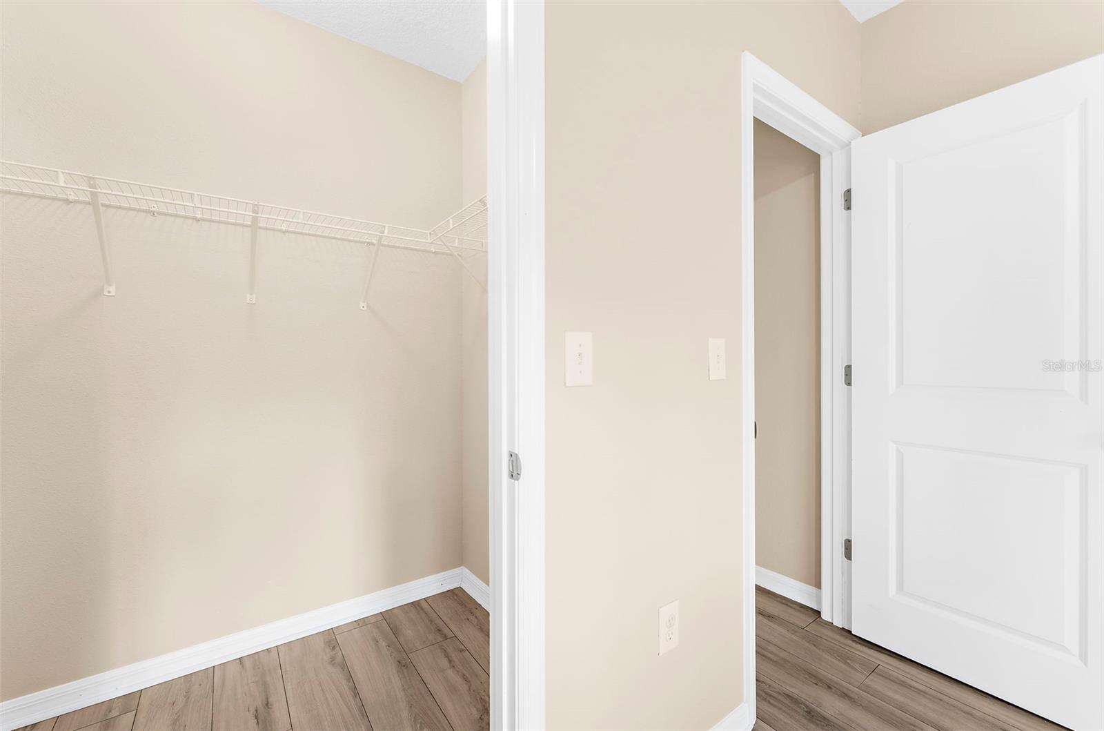 2399 MIDNIGHT PEARL DR — photo 8
