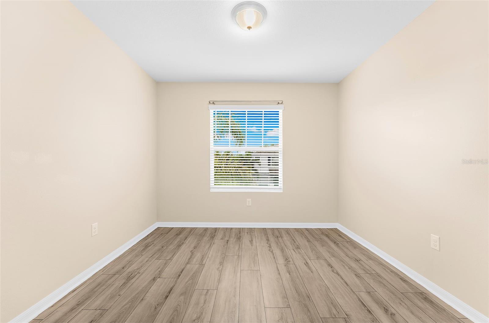 2399 MIDNIGHT PEARL DR — photo 16