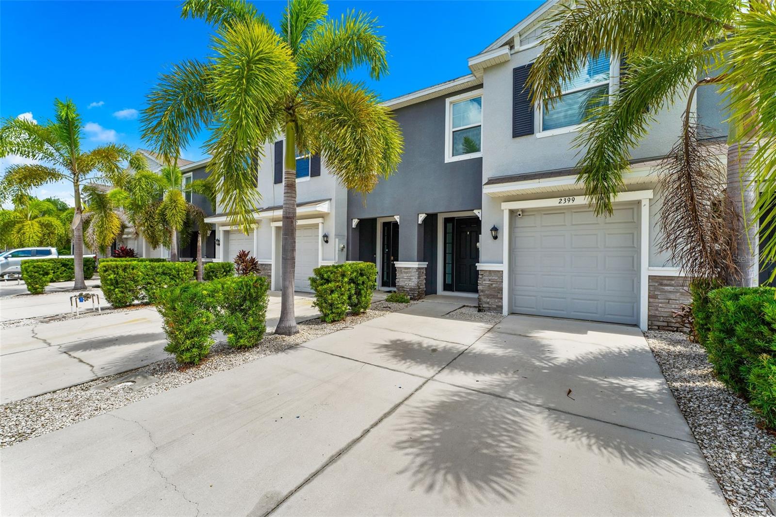 2399 MIDNIGHT PEARL DR — photo 2