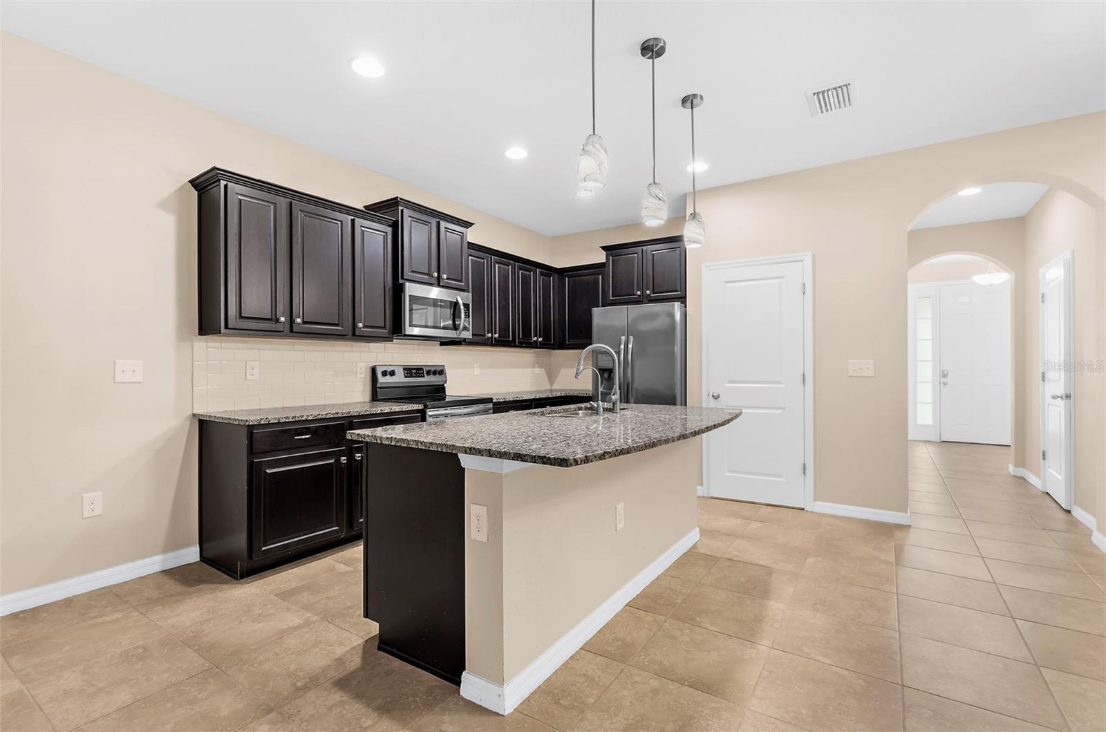 2399 MIDNIGHT PEARL DR — photo 20