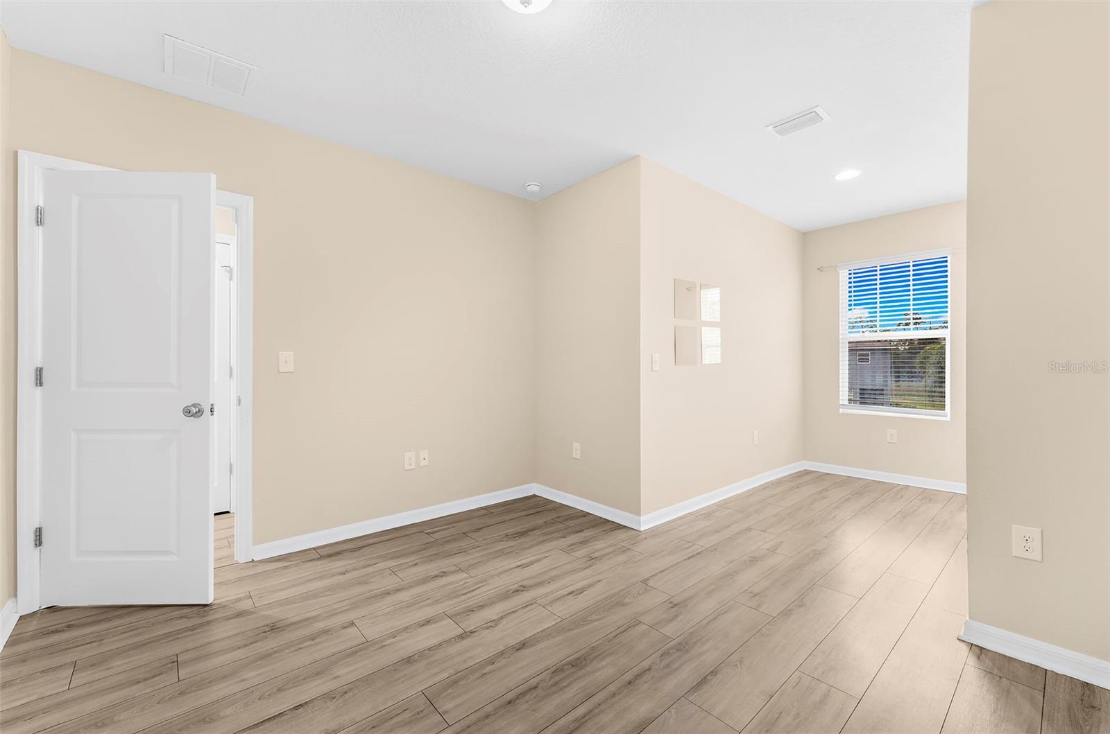 2399 MIDNIGHT PEARL DR — photo 12