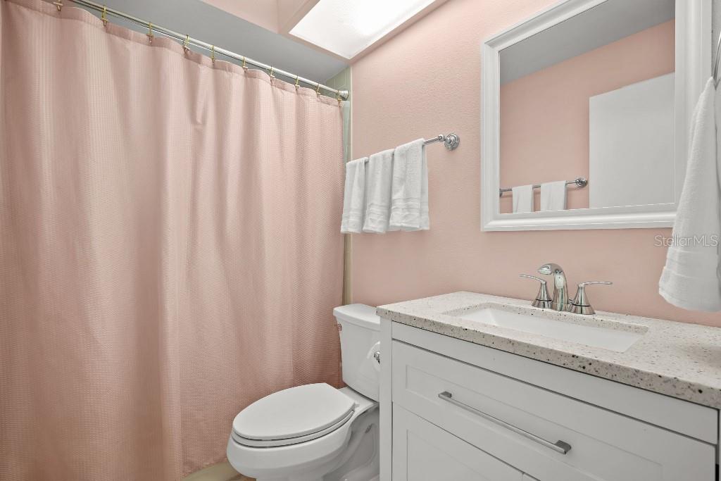 2109 CYPRESS POINT DR N — photo 25
