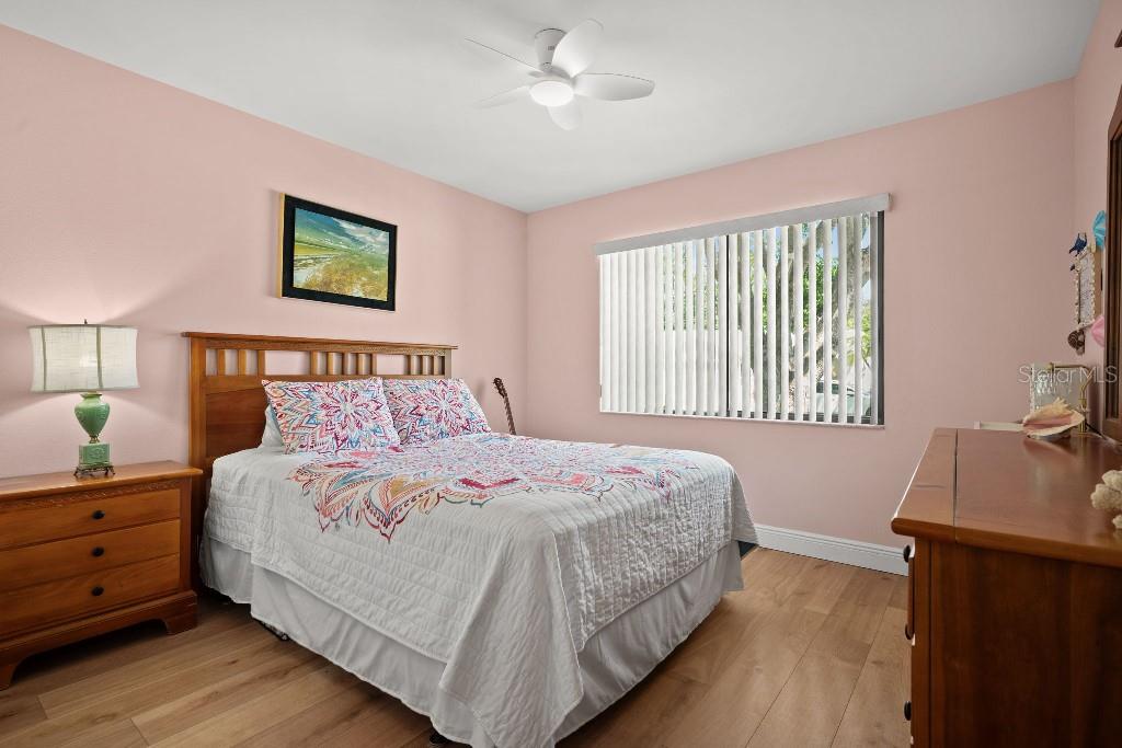 2109 CYPRESS POINT DR N — photo 23
