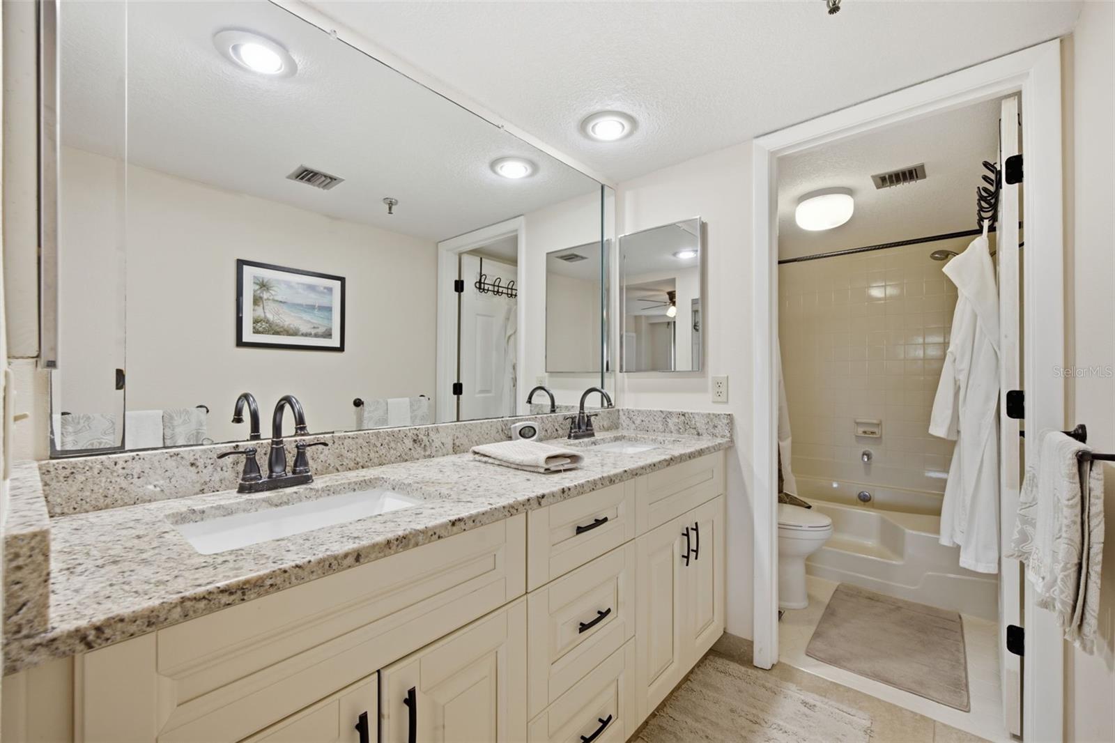 11730 SHIPWATCH DR #207 — photo 24
