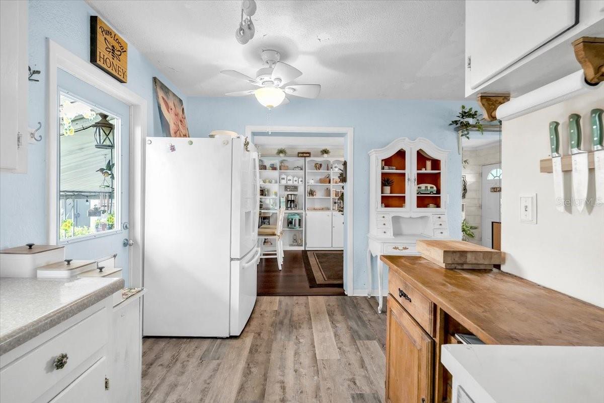 1101 LEMONWOOD AVE — photo 23