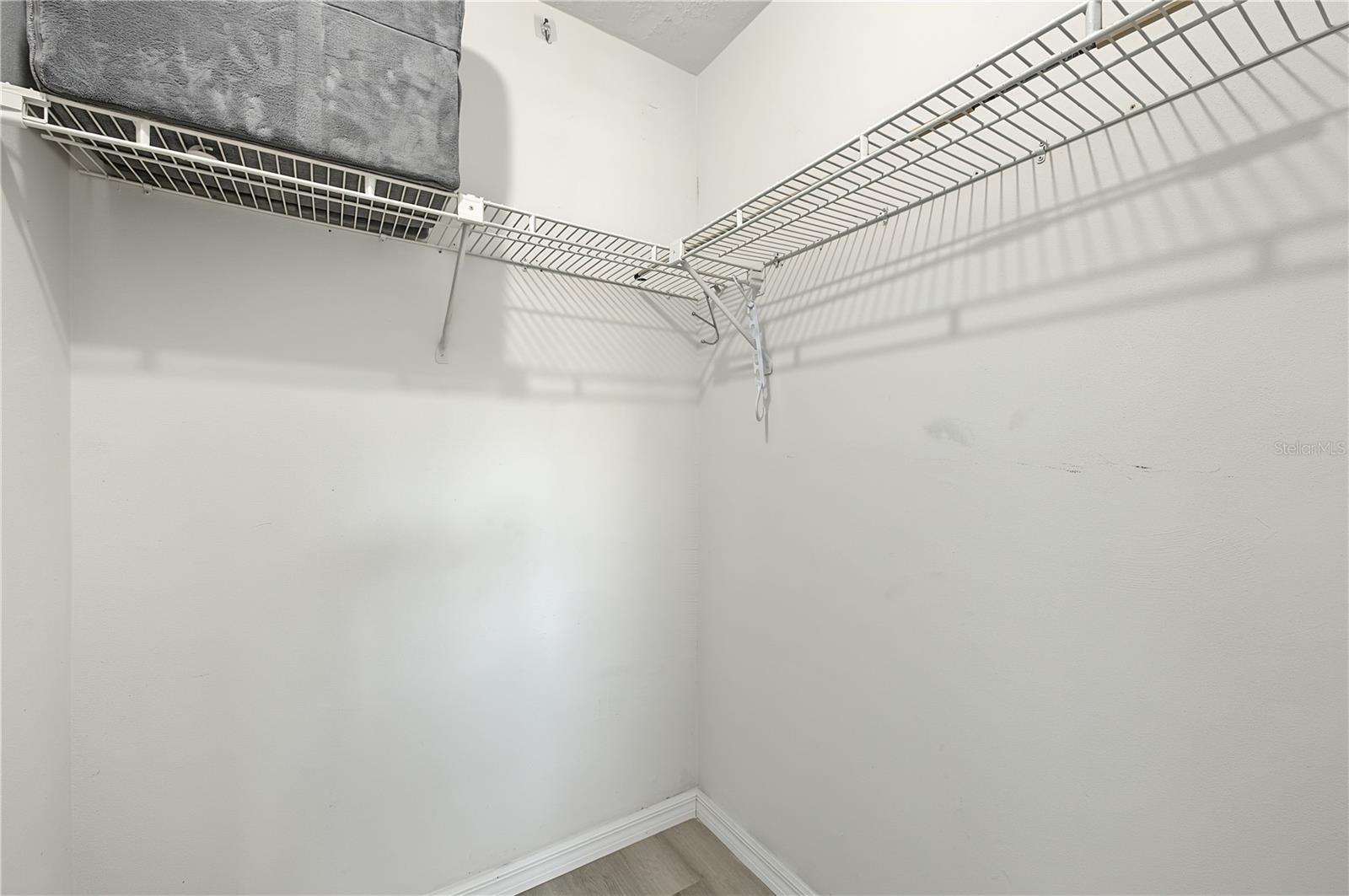 7501 FOXBLOOM DR — photo 33