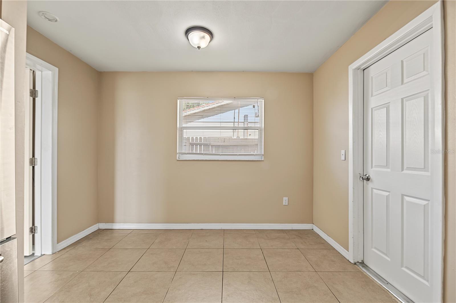 7501 FOXBLOOM DR — photo 21