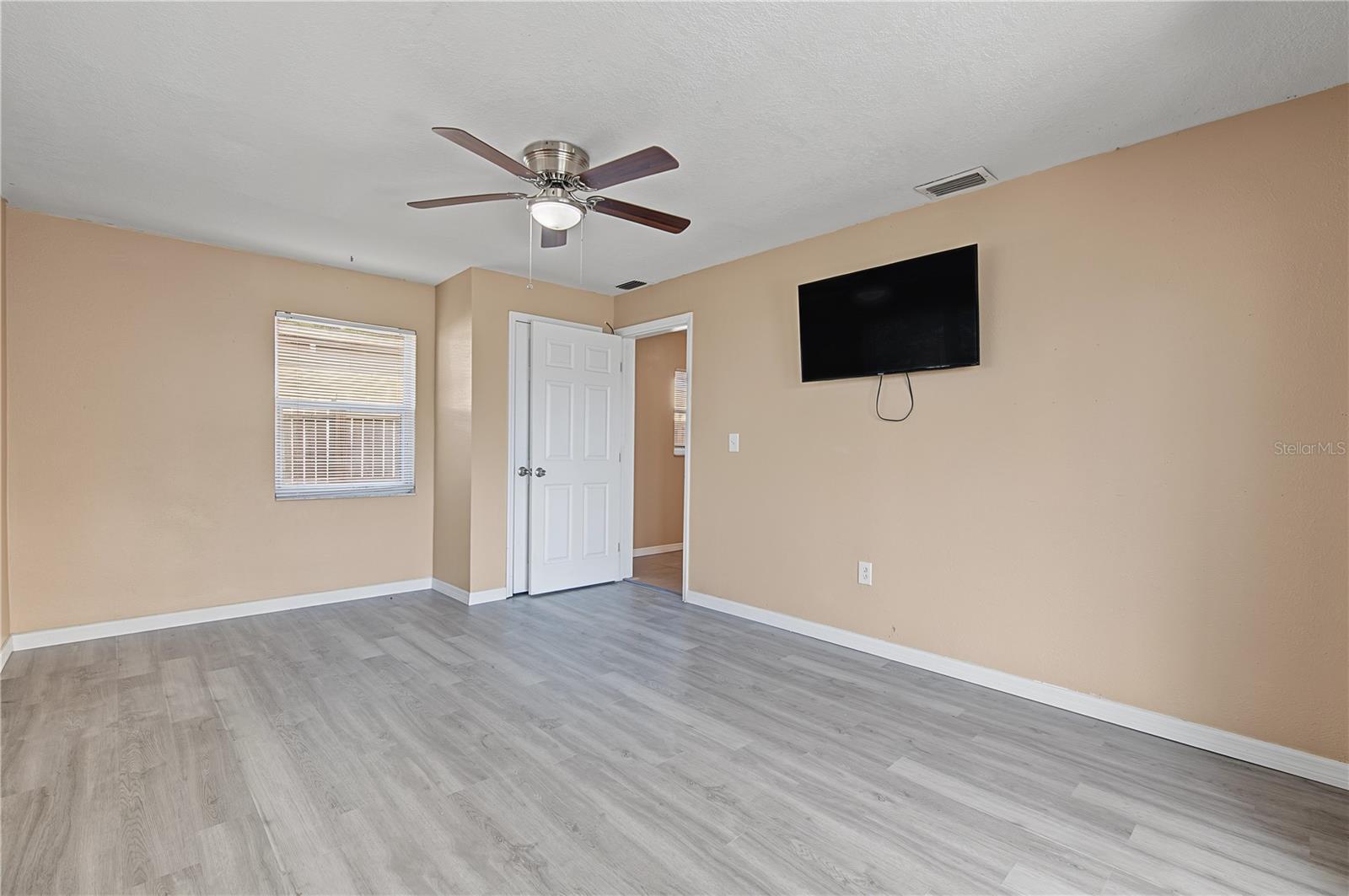 7501 FOXBLOOM DR — photo 26