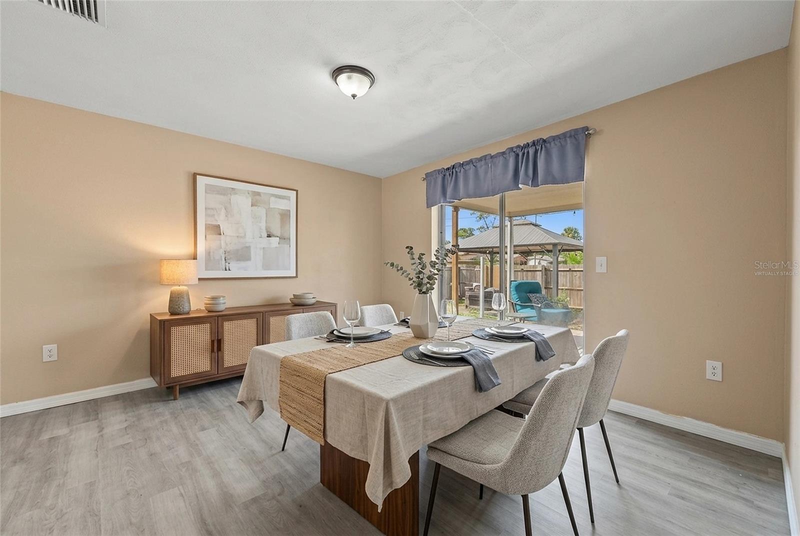 7501 FOXBLOOM DR — photo 5