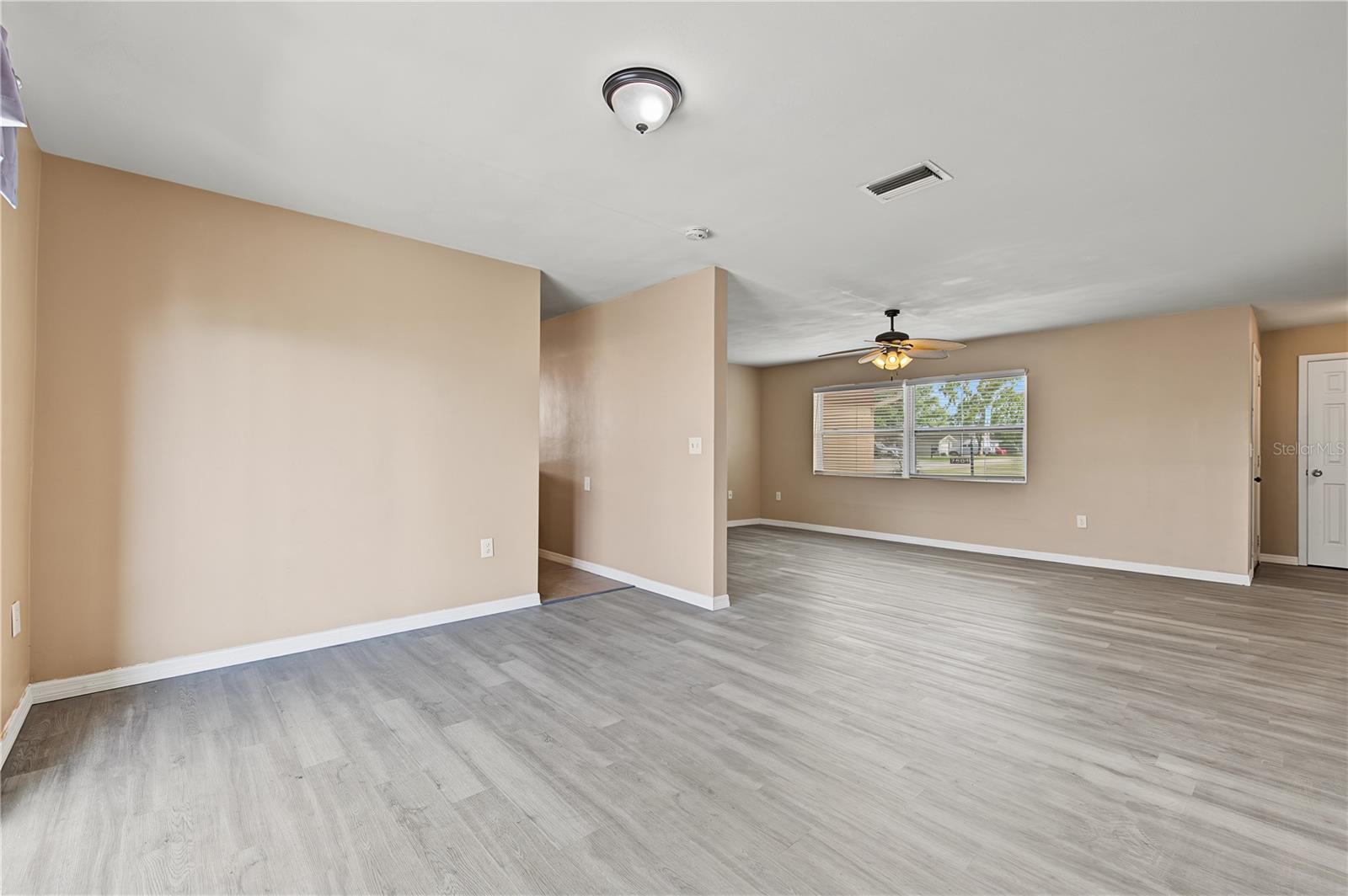 7501 FOXBLOOM DR — photo 10