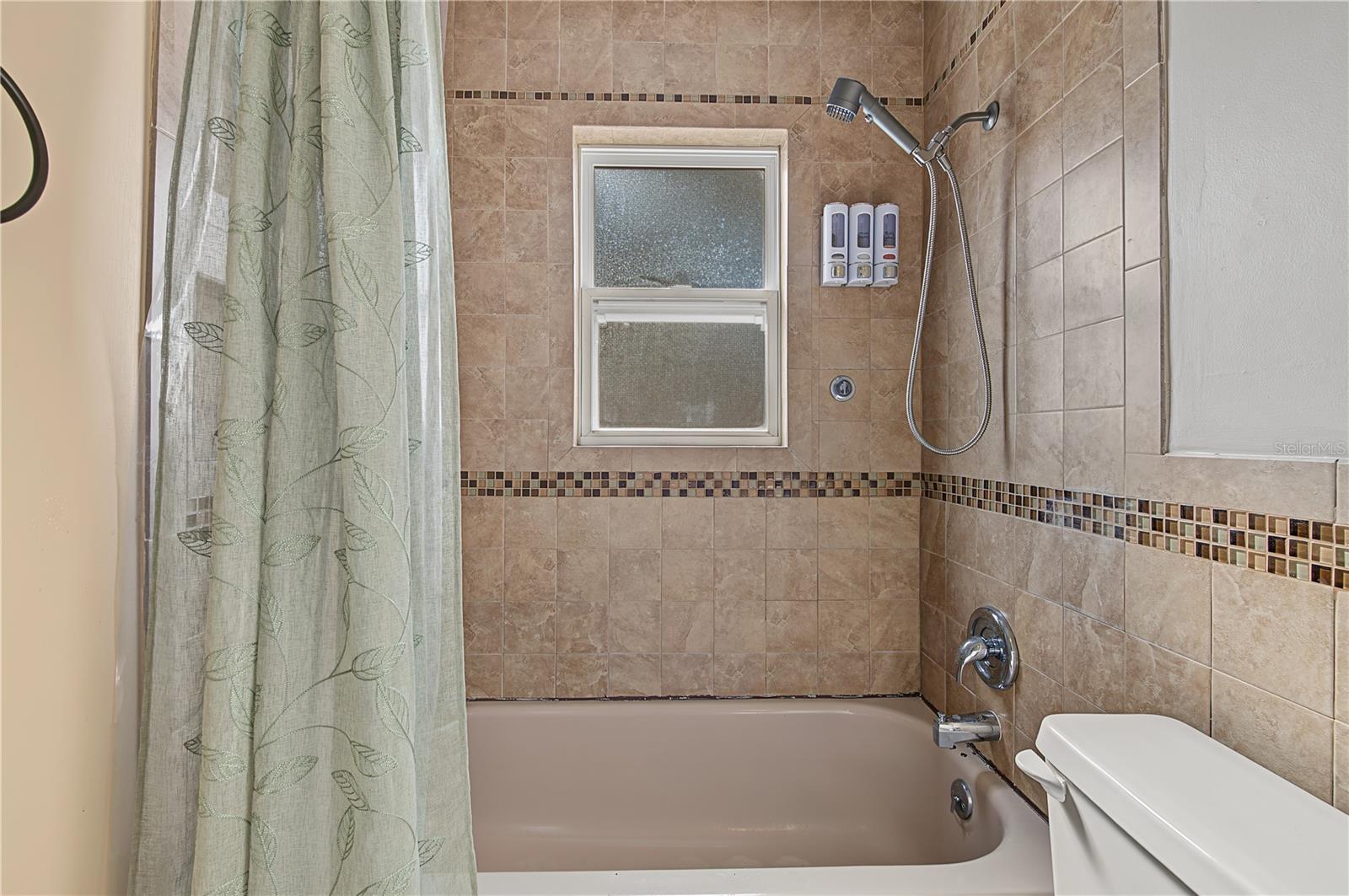 7501 FOXBLOOM DR — photo 30