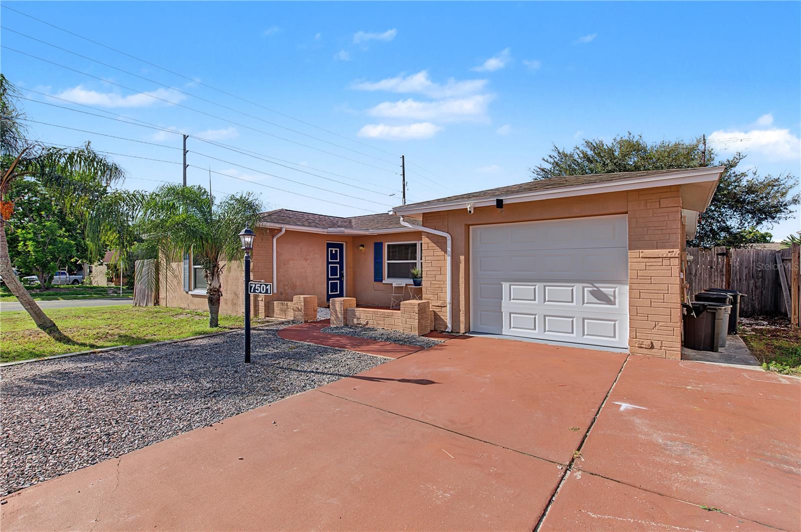 7501 FOXBLOOM DR — photo 3