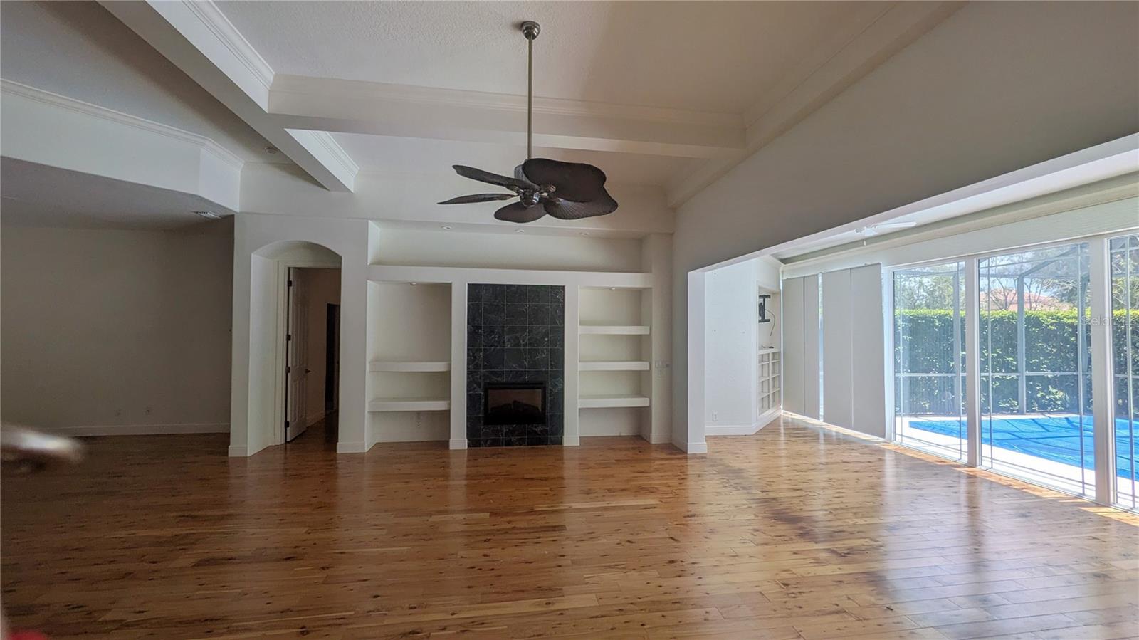 700 SHADOW BAY WAY — photo 3