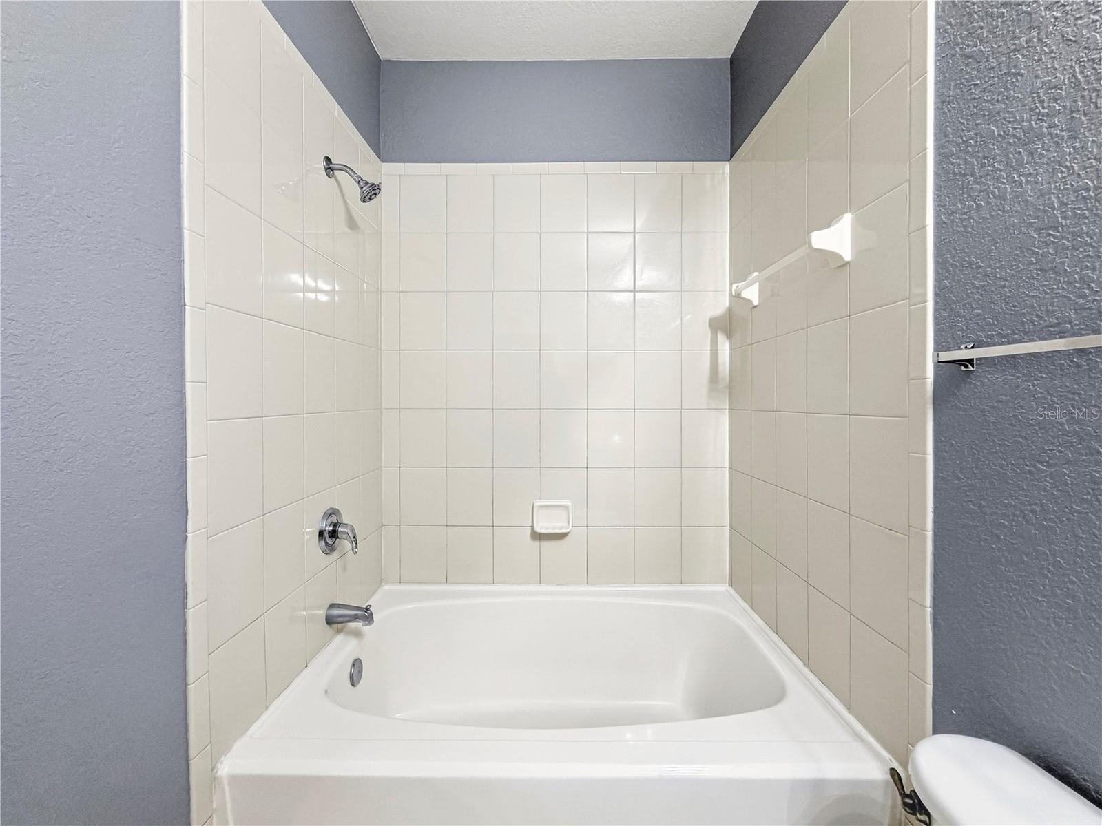 10209 COURTNEY PALMS BLVD #203 — photo 16