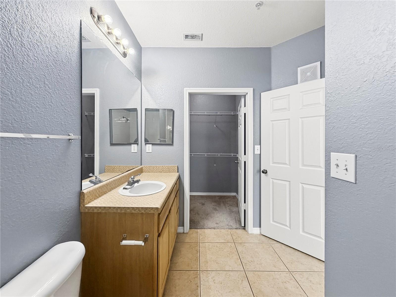 10209 COURTNEY PALMS BLVD #203 — photo 14