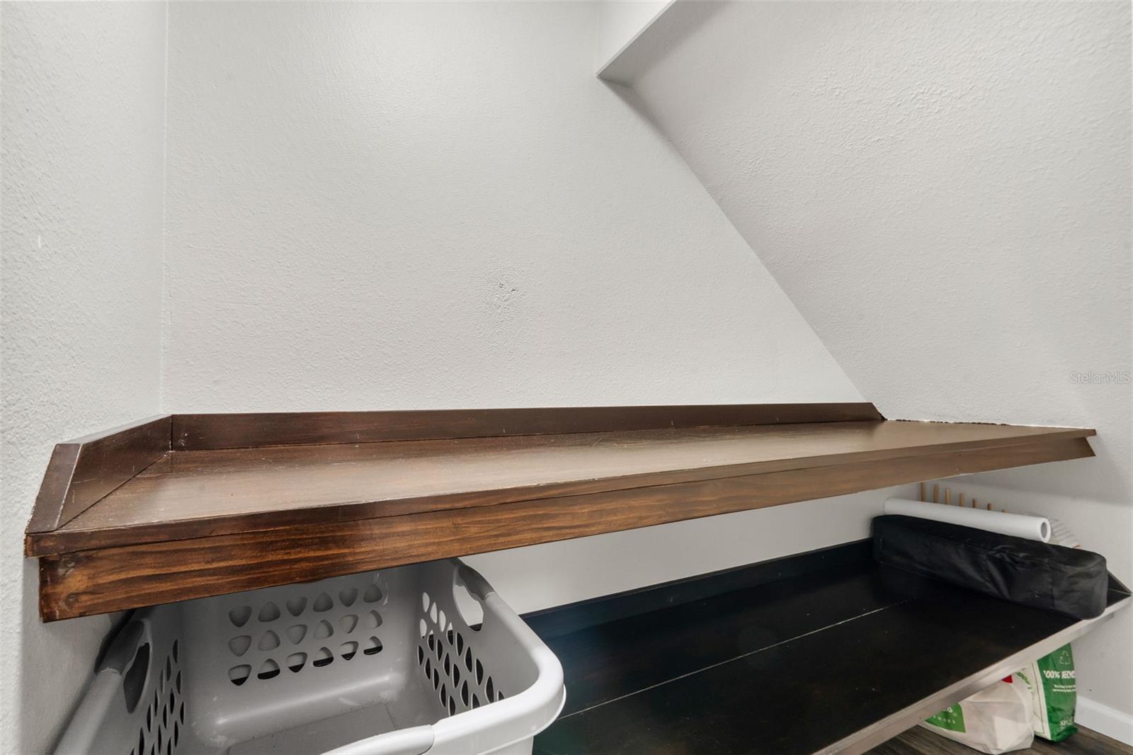 6422 BRIDGECREST DR — photo 27