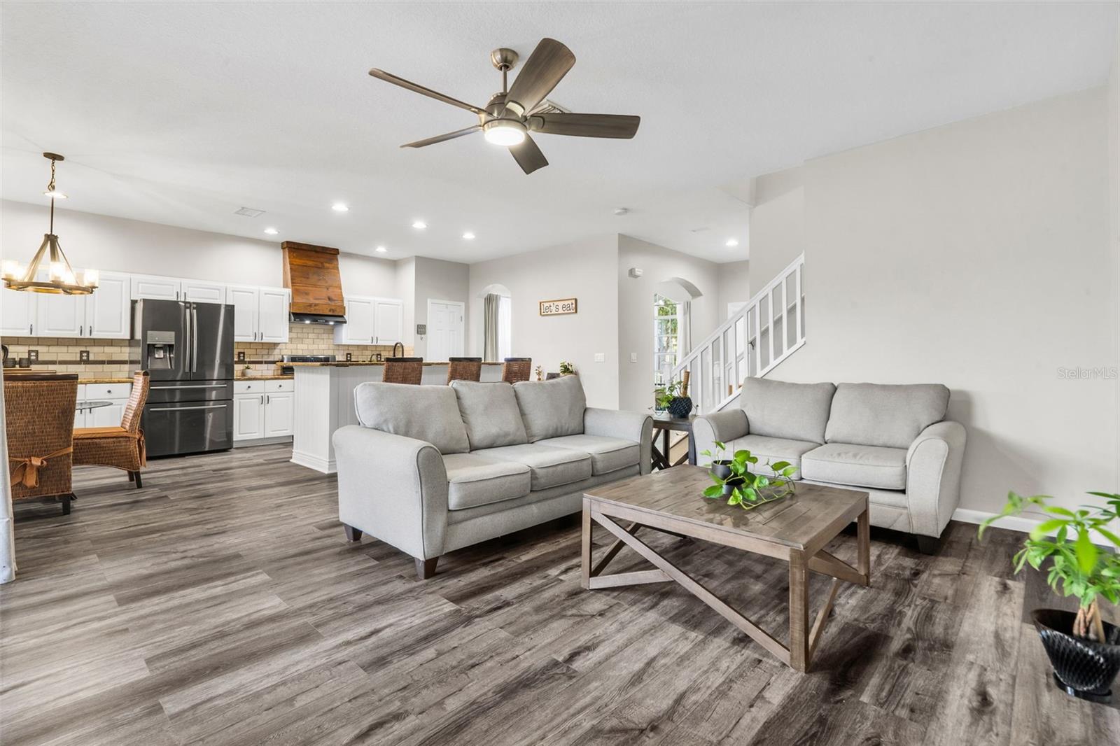 6422 BRIDGECREST DR — photo 15