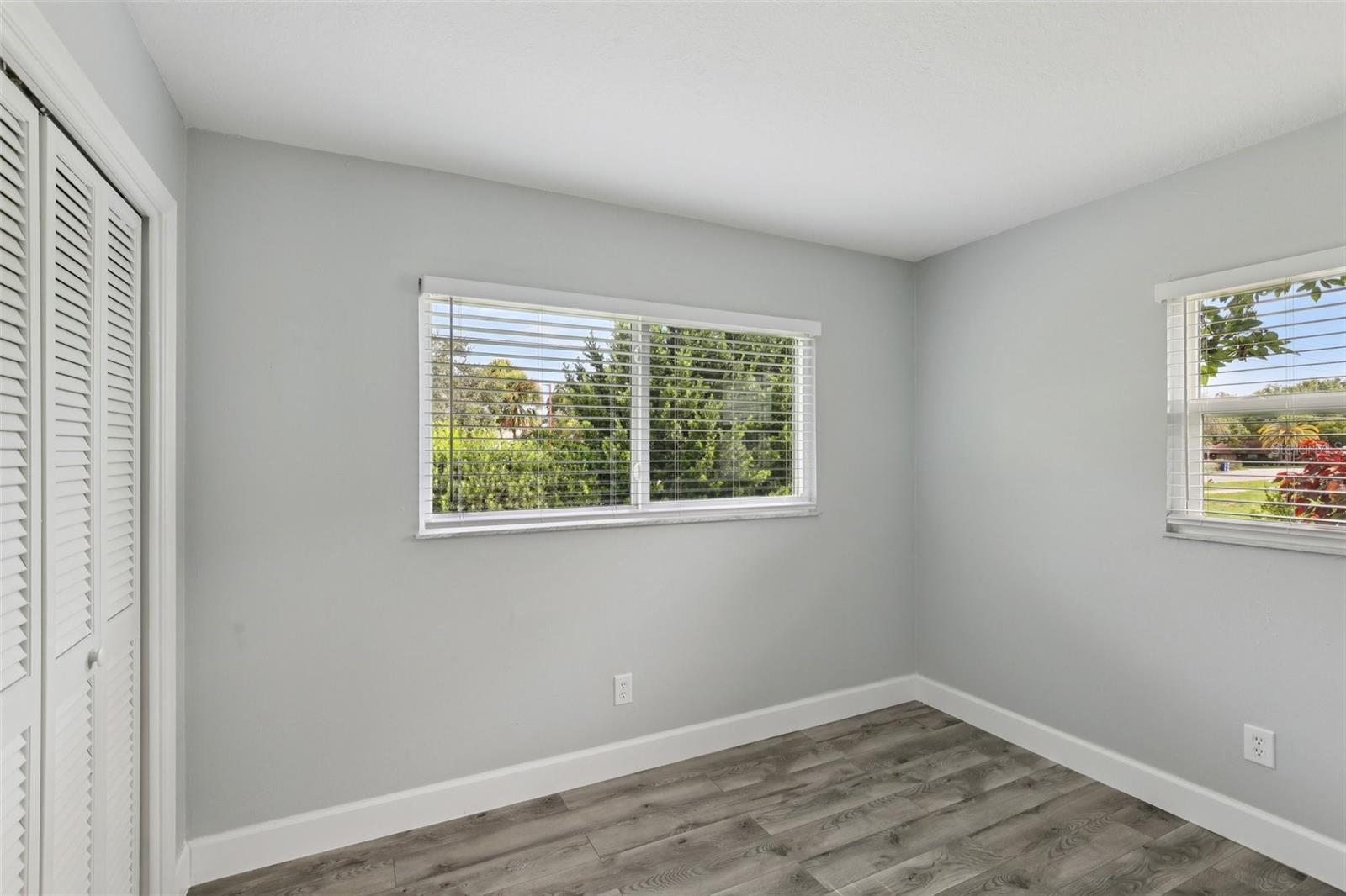 2866 THISTLE CT N — photo 40