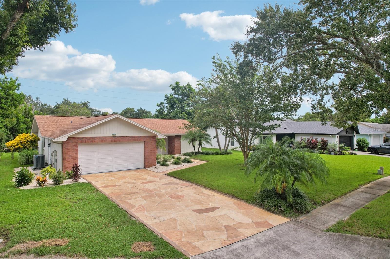 2866 THISTLE CT N — photo 48