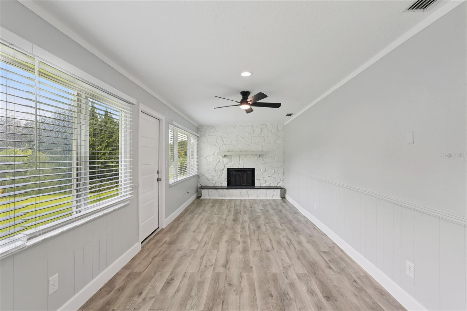 2866 THISTLE CT N — photo 16