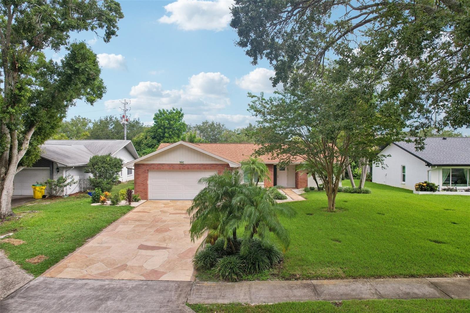 2866 THISTLE CT N — photo 47
