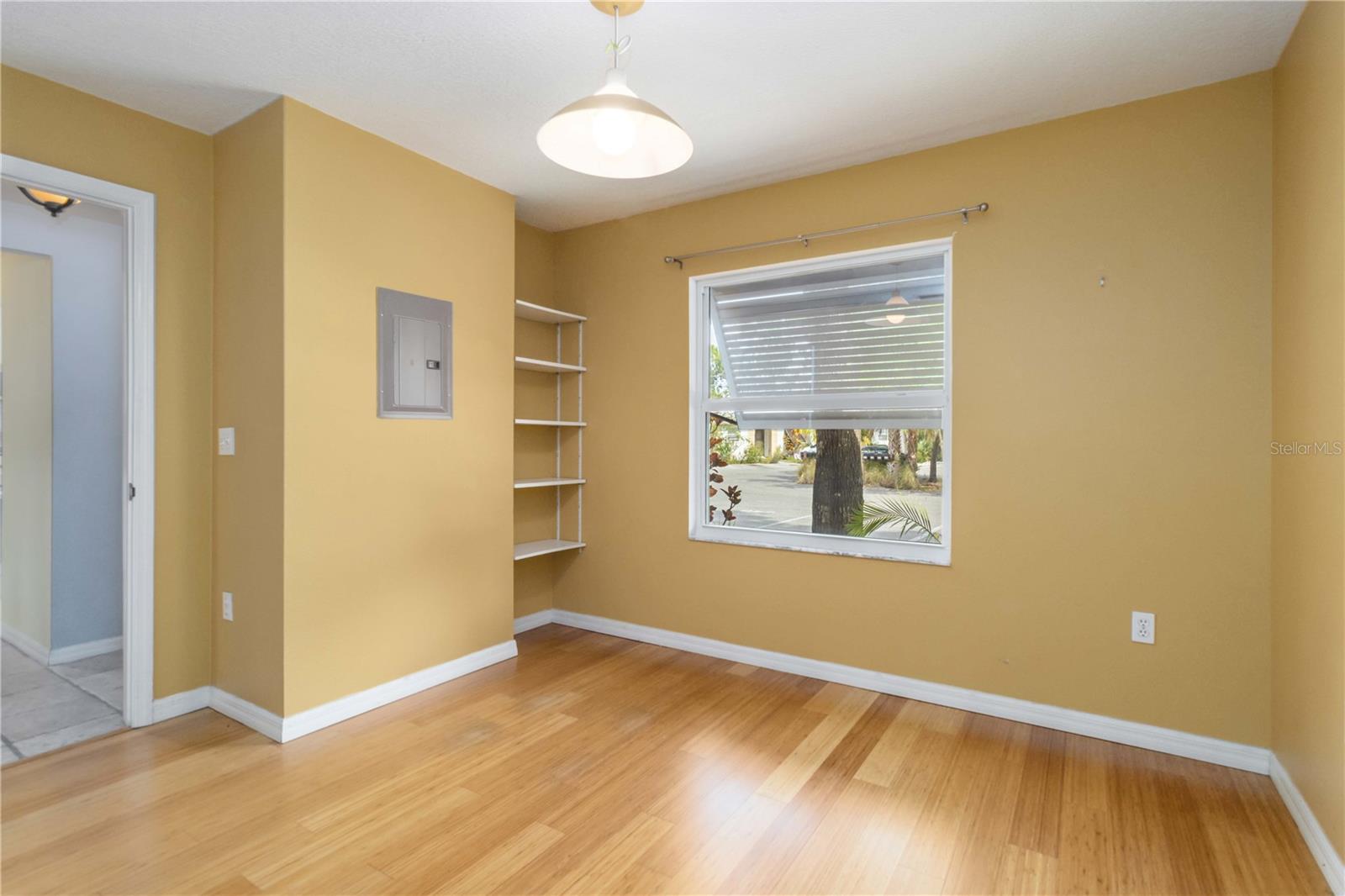 642 N JEFFERSON AVE #13 — photo 14