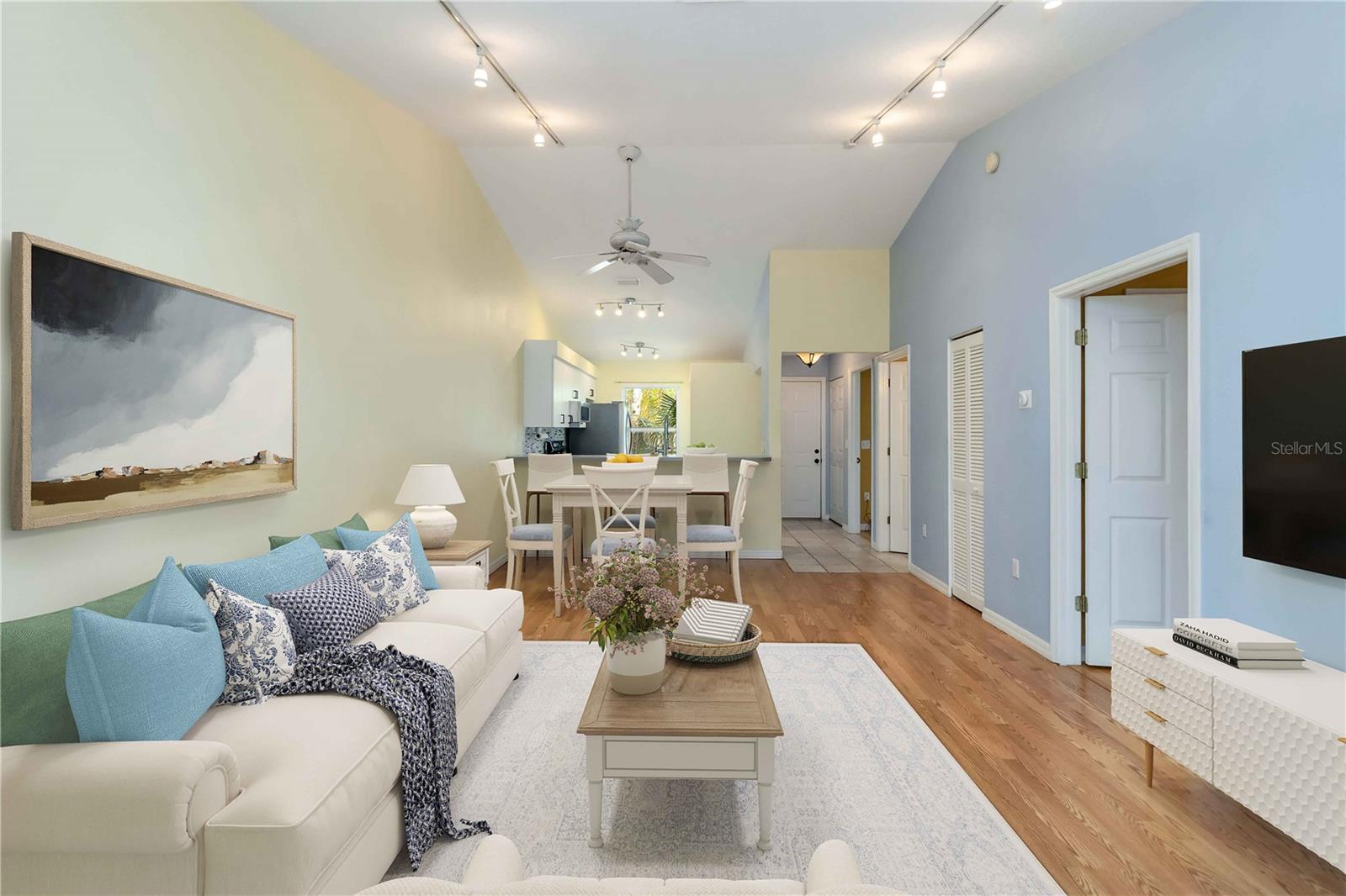 642 N JEFFERSON AVE #13 — photo 2